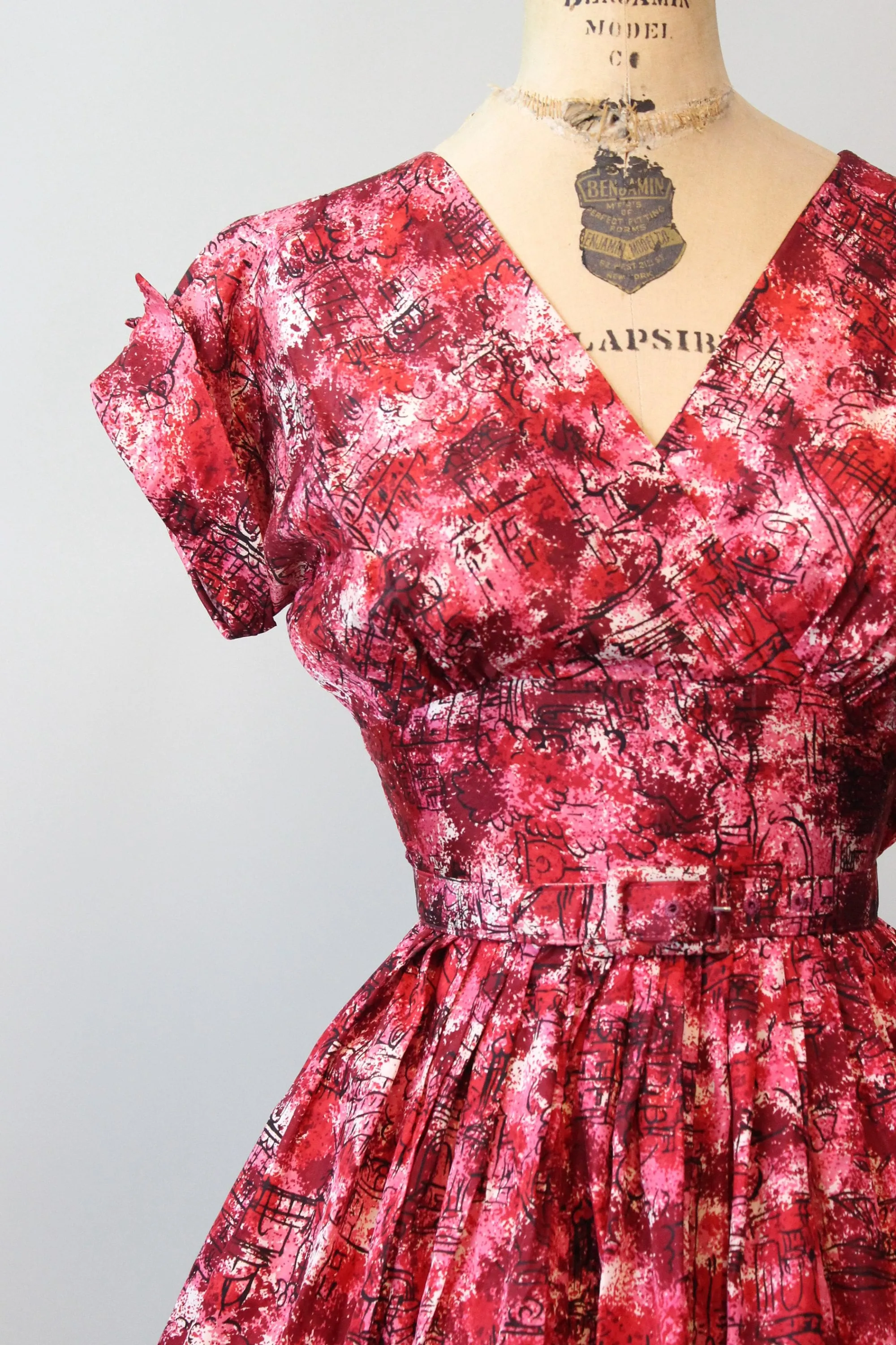 1950s JONATHAN LOGAN novelty CITYSCAPE print dress xs  | new fall