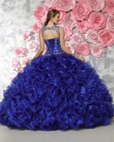 2019 Royal Blue Puffy Organza Quinceanera Dresses Beaded Sparkly Rhinestones Sheer Neckline Ruffles Ball Gown vestidos de quinceañera