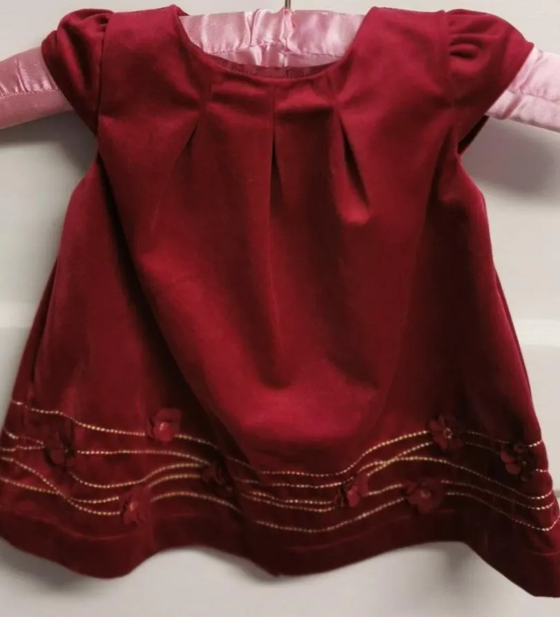 BABY GIRL SIZE 3/6 MONTHS - HEIRLOOMS, Soft Velvet Dress NWOT B38