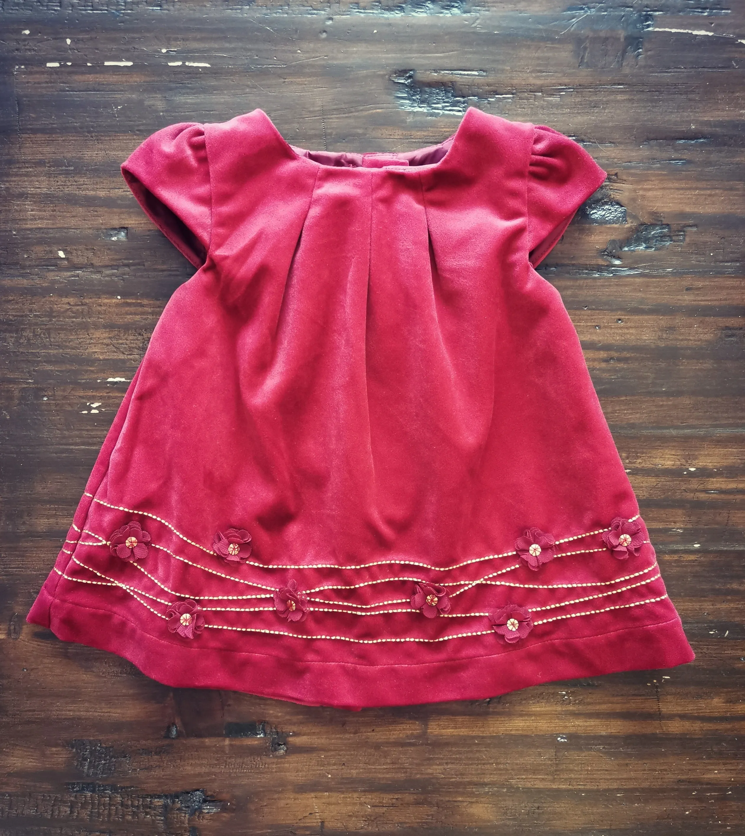 BABY GIRL SIZE 3/6 MONTHS - HEIRLOOMS, Soft Velvet Dress NWOT B38