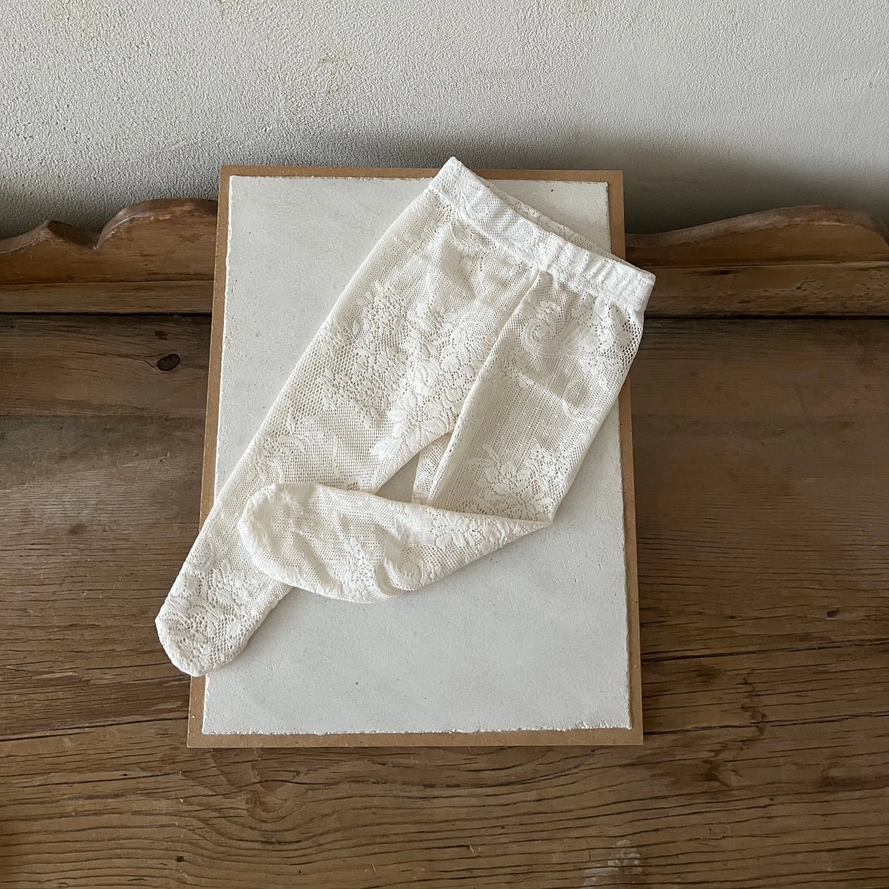 Baby Pretty in Lace Leggings with Foot-Cream