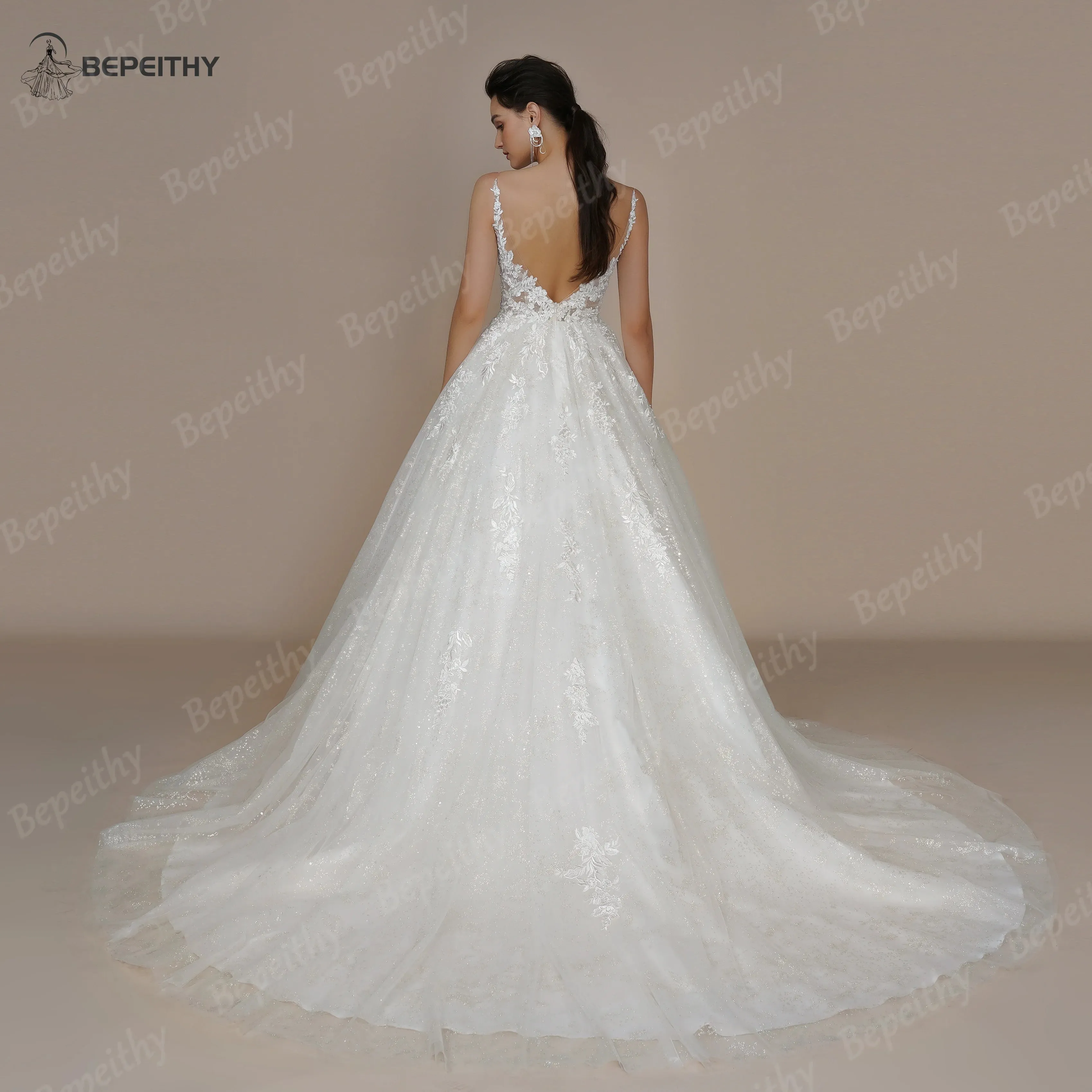 Backless Scoop Lace Wedding Dresses For Bride France Court Train Glitter