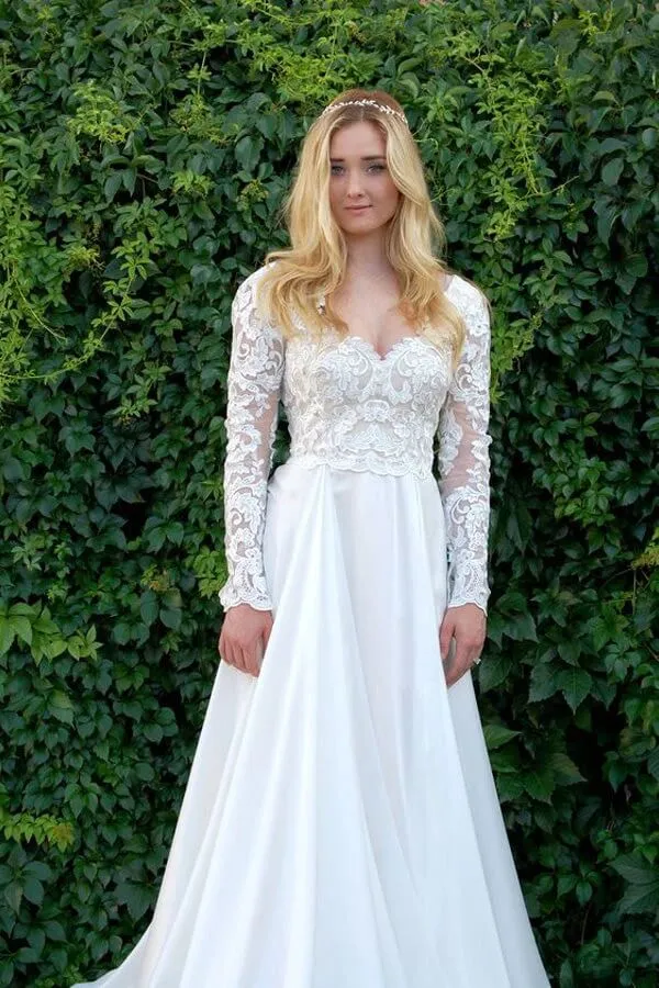 Chiffon A-line V-neck Long Sleeves Lace Appliques Wedding Dresses, MW843