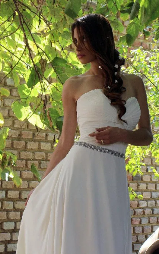 Chiffon Sweetheart Criss Cross Long Dress With Waist Jewellery-711799