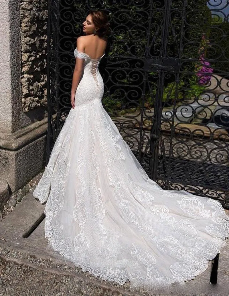 Custom Made Off the Shoulder Mermaid Wedding Dress With Sweep Train And Beautiful Lace Appliques