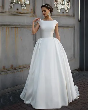 Fashion 2019 Satin Wedding Dresses Backless Modest A-line Wedding Gowns for Brides