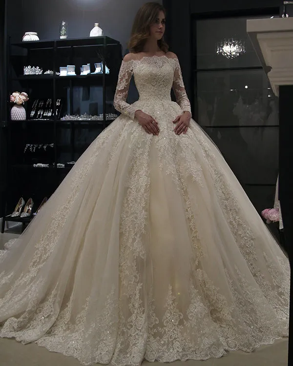 Gorgeous Lace Wedding Dresses with Appliques 2019 Puffy Tulle Bridal Dress Ball Gown Full Sleeve