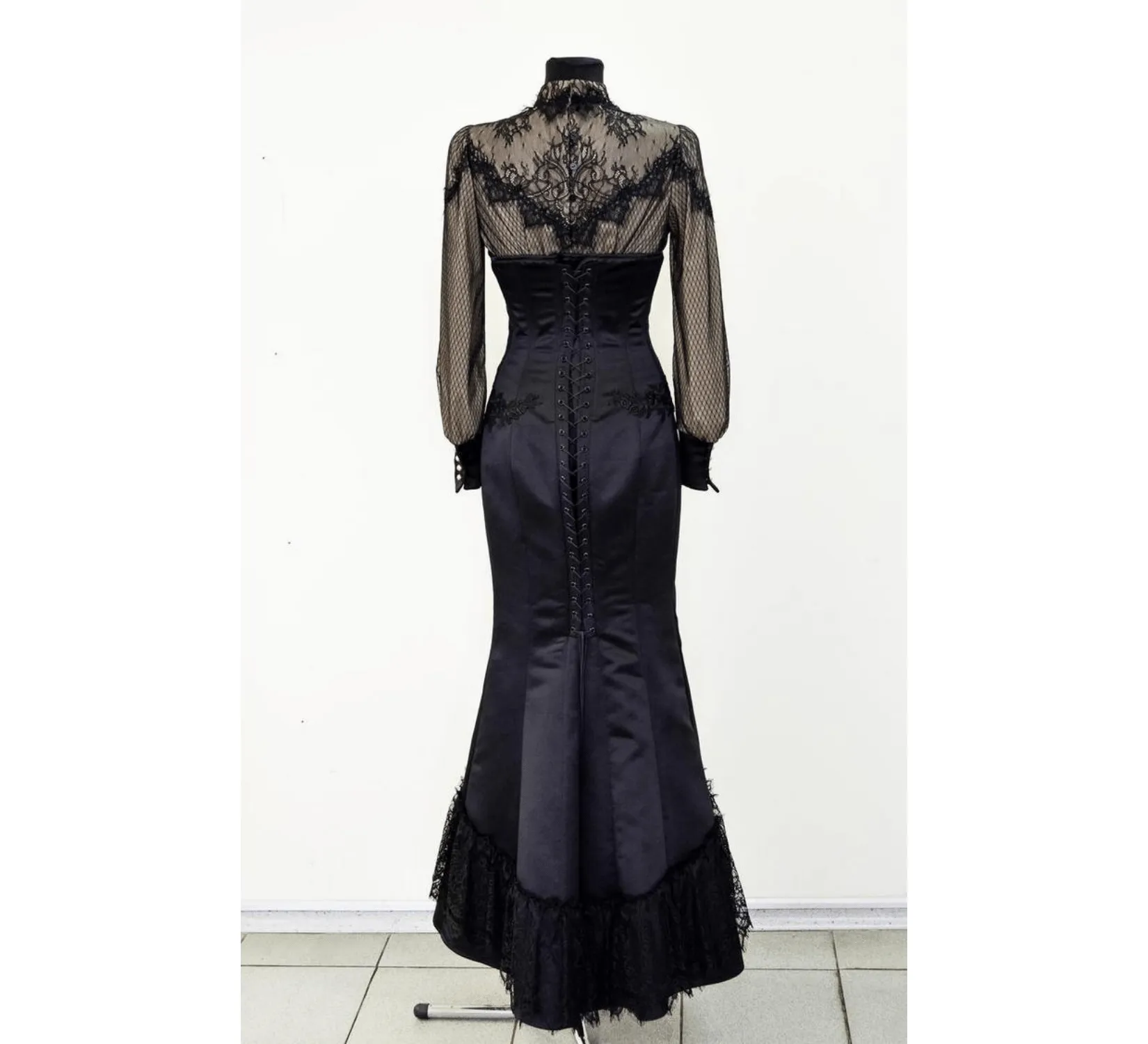 Gothic edwardian black cotton taffeta costume