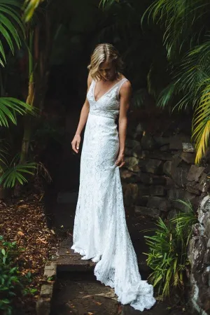 Ivory Lace Mermaid Open Back V-neck Long Beach Wedding Dresses, MW682
