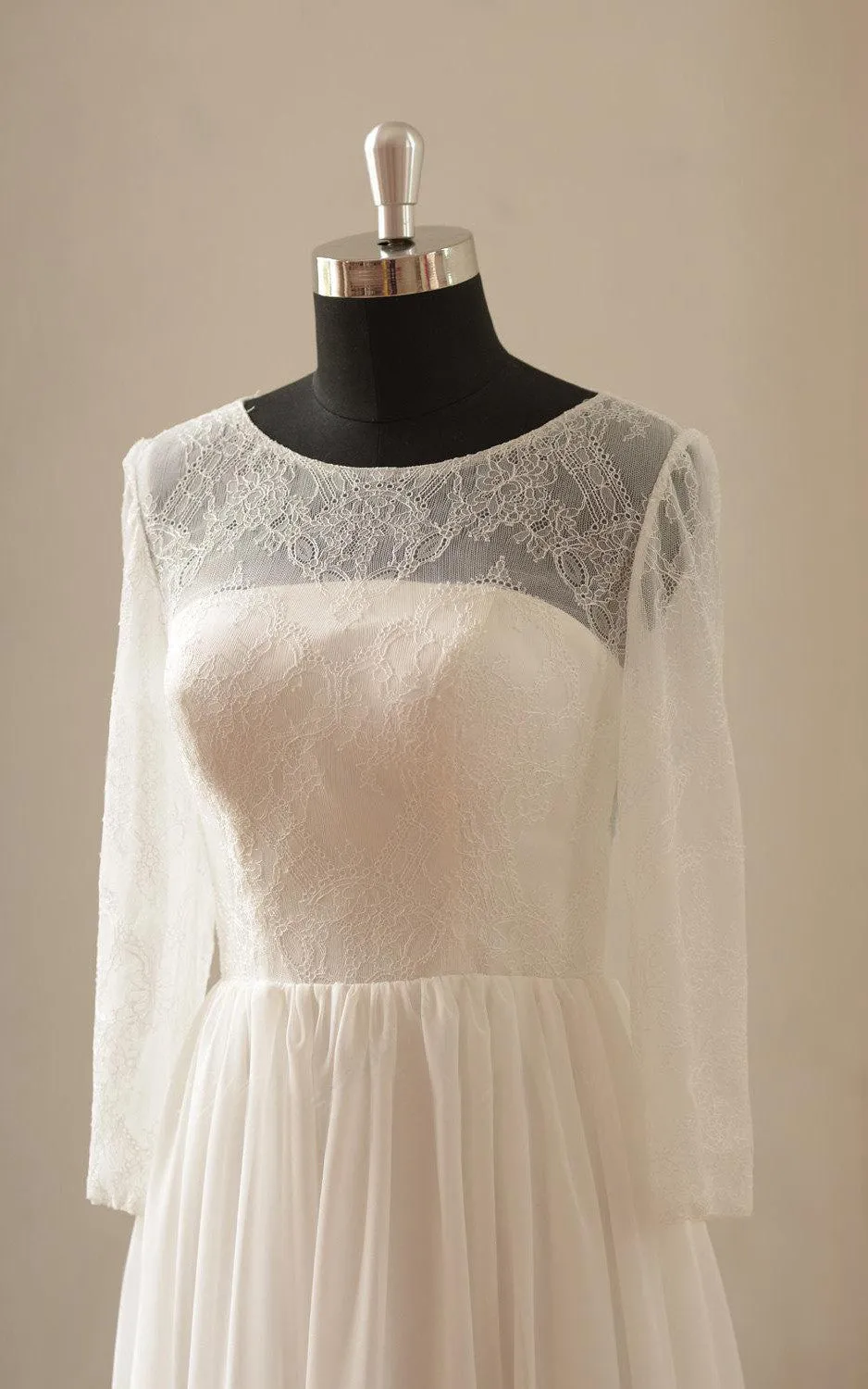 Jewel Neck Long Sleeve A-Line Chiffon Wedding Dress With Open Back-ET_711123