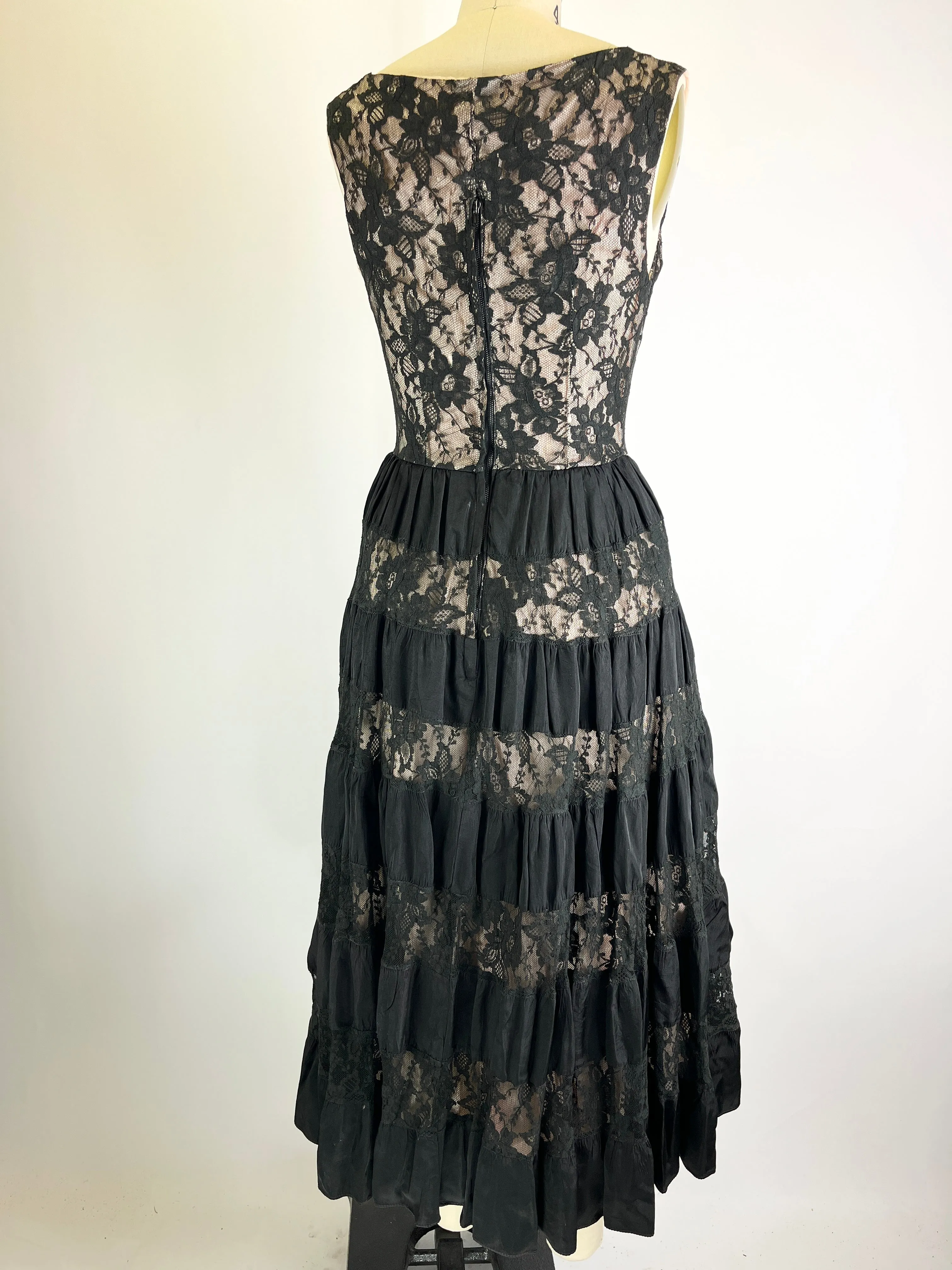 Lace 1950s Dress
