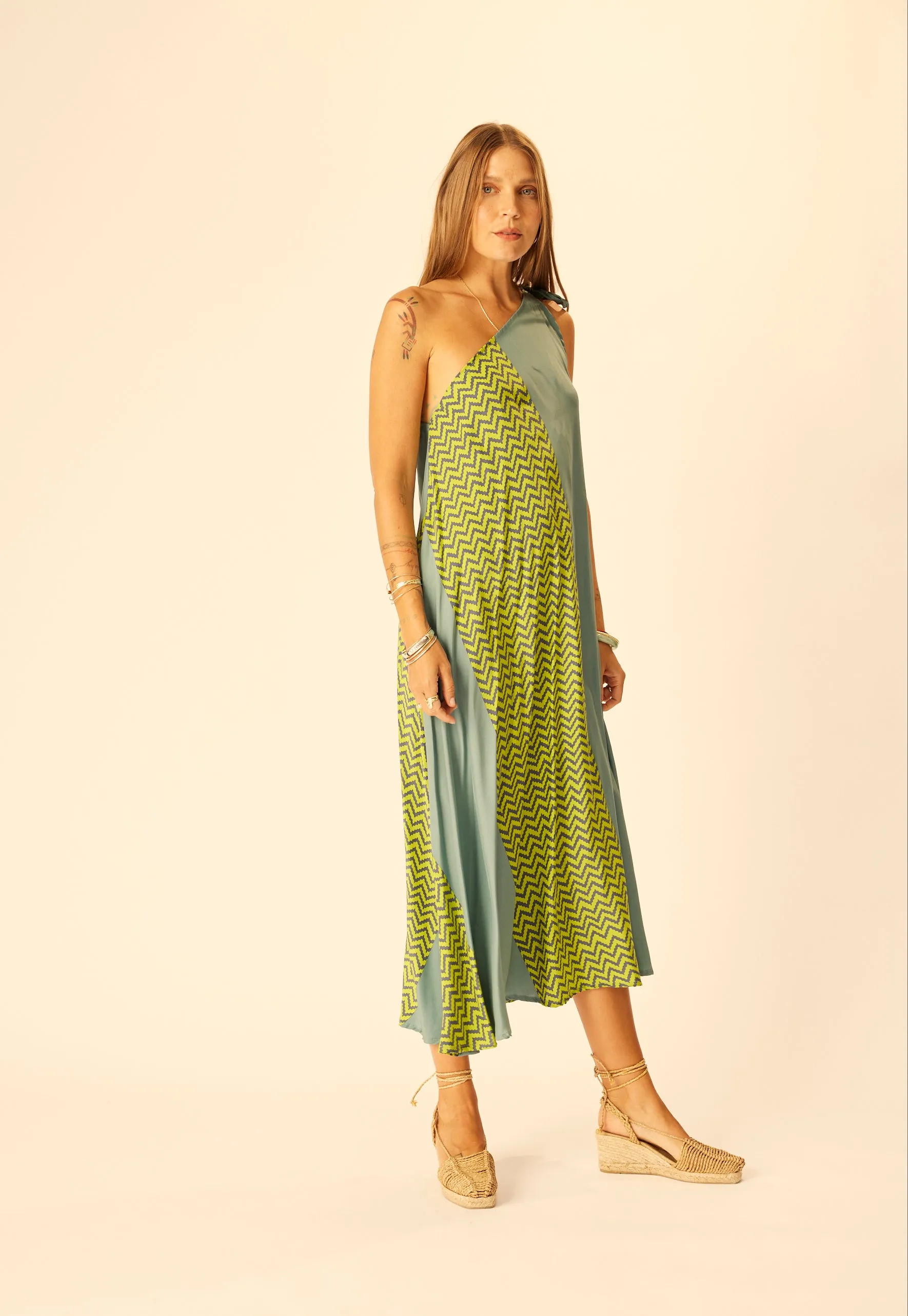 LOLA DRESS