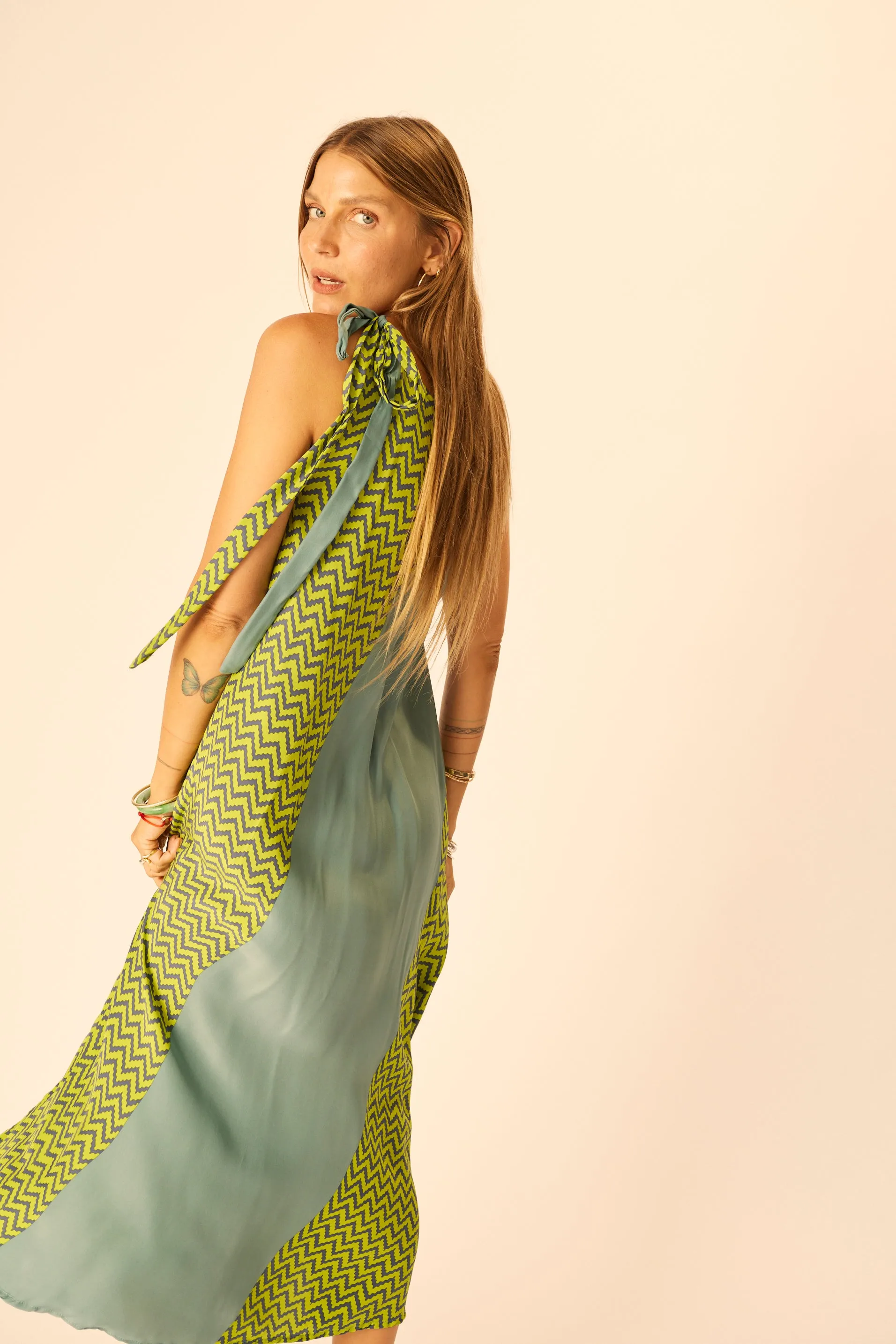 LOLA DRESS