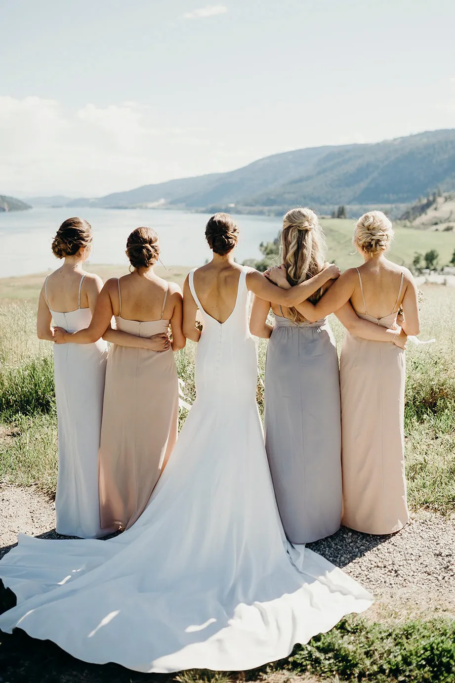 Modern Mermaid V-neck Sleeveless Wedding Gown With Buttons And Open Back-715814