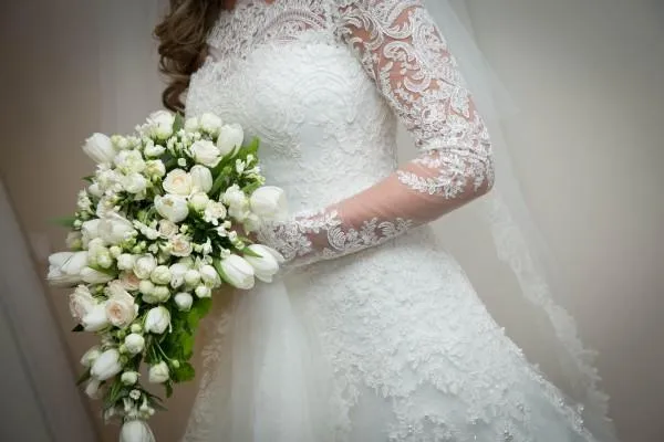 Noiva Train Ivory Long Sleeve Lace Wedding Dress 2018 Elegant Sweep Zipper Back Vestidos De Applique Wedding Dress-710543