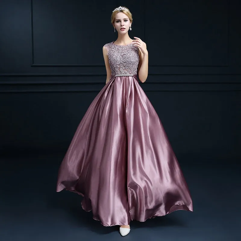 Riley Lace Runway Dresses