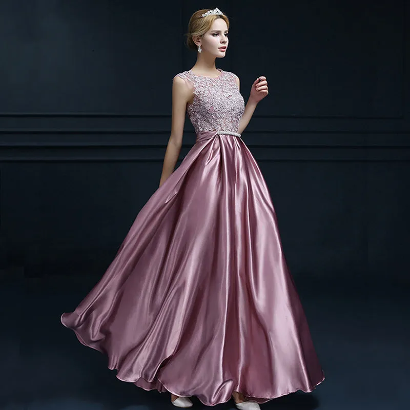 Riley Lace Runway Dresses
