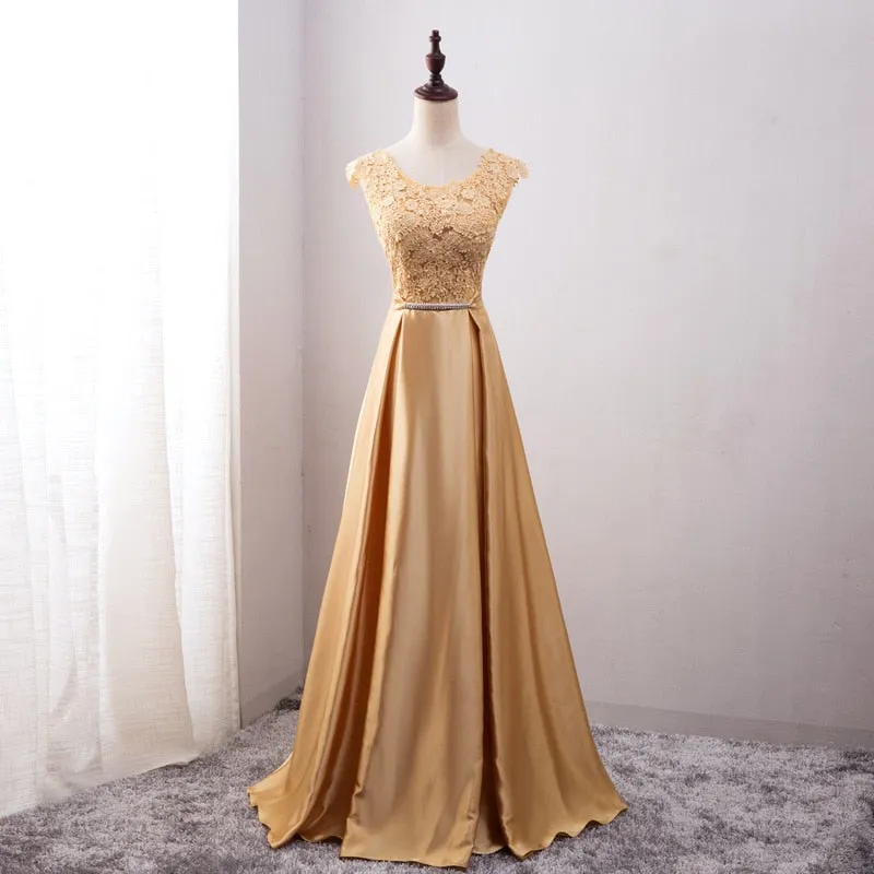Riley Lace Runway Dresses