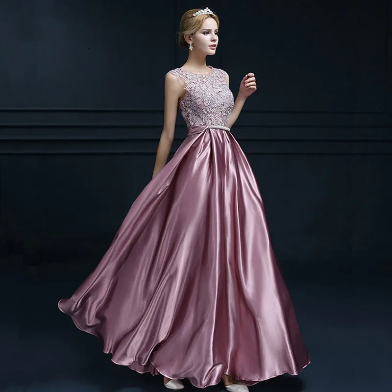 Riley Lace Runway Dresses