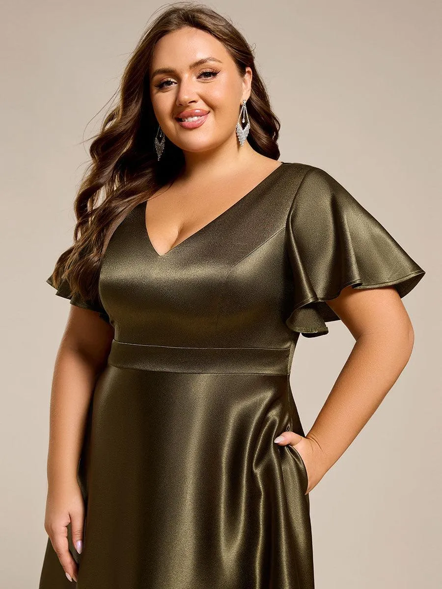 Robe d'invitée mi-longue en satin à ourlet haut-bas