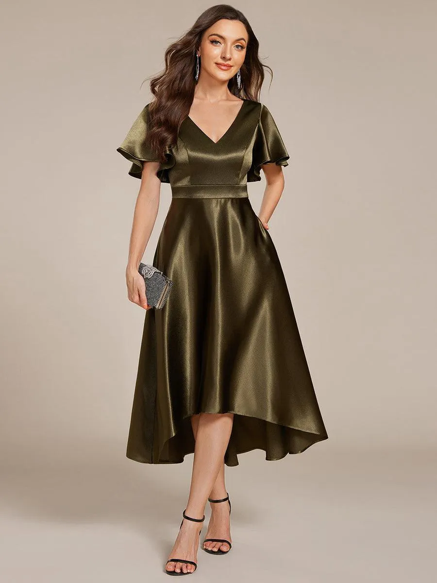 Robe d'invitée mi-longue en satin à ourlet haut-bas