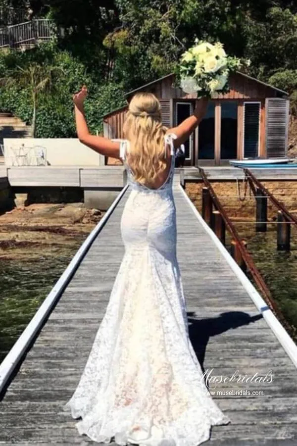 Roycebridal Graceful Mermaid V-neck Lace Wedding Dresses With Sweep Train, MW936