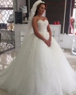 Sexy 2019 Sweetheart Wedding Dresses with Flowers Puffy Tulle Ball Gown Wedding Dresses Bridal Gowns