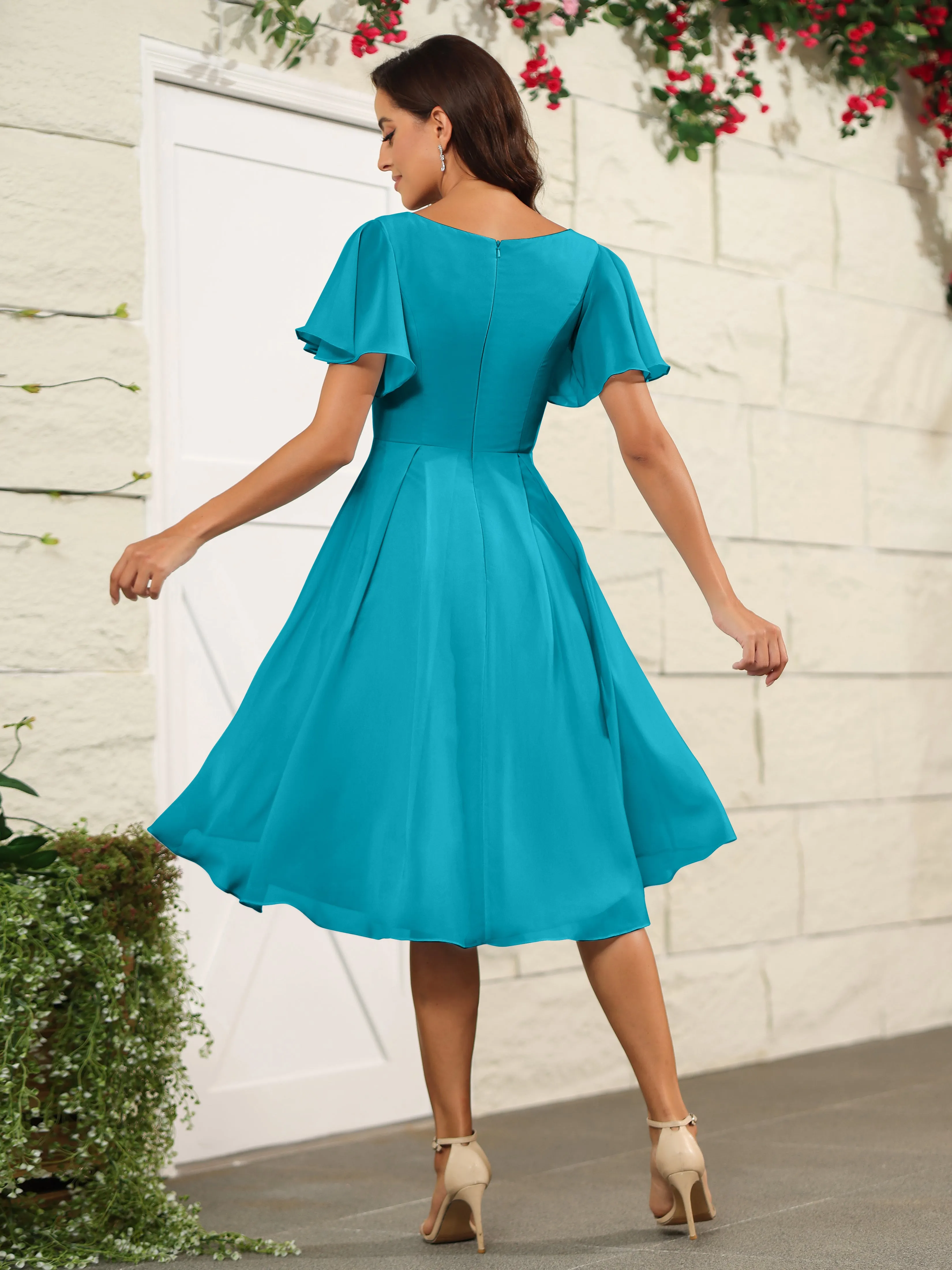 Short Sleeves Chiffon V Neck Knee Length Bridesmaid Dresses