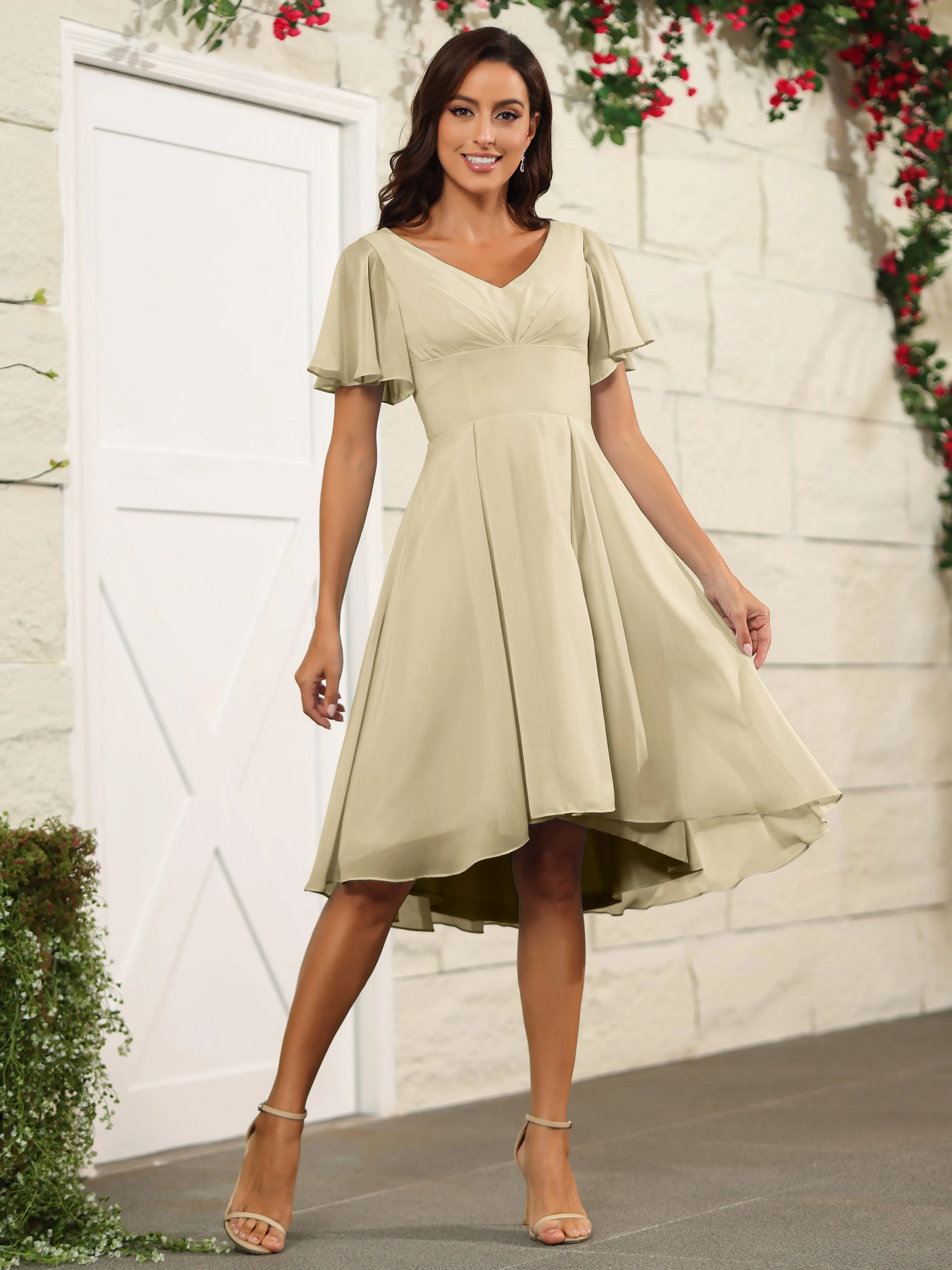 Short Sleeves Chiffon V Neck Knee Length Bridesmaid Dresses
