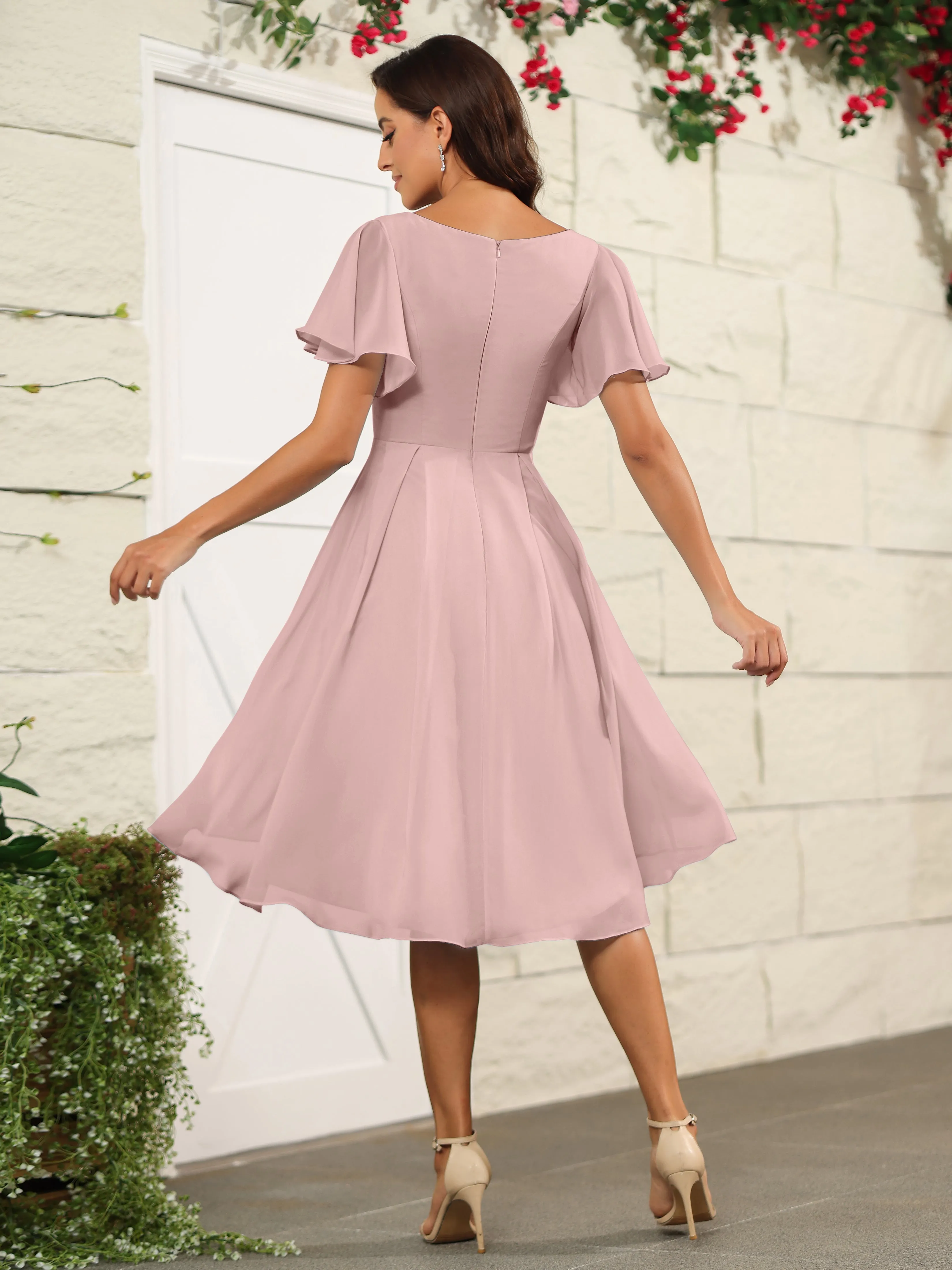 Short Sleeves Chiffon V Neck Knee Length Bridesmaid Dresses