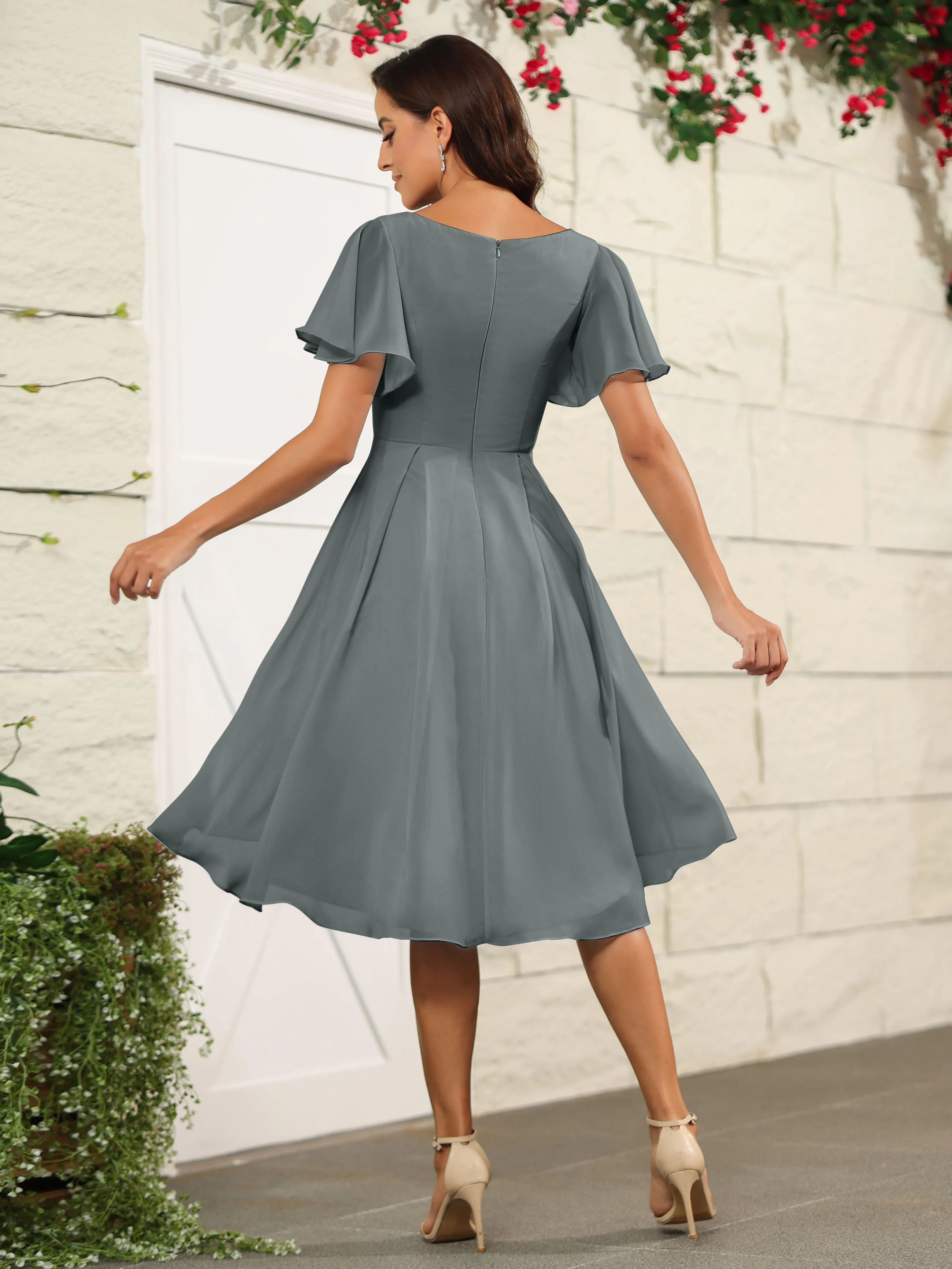 Short Sleeves Chiffon V Neck Knee Length Bridesmaid Dresses