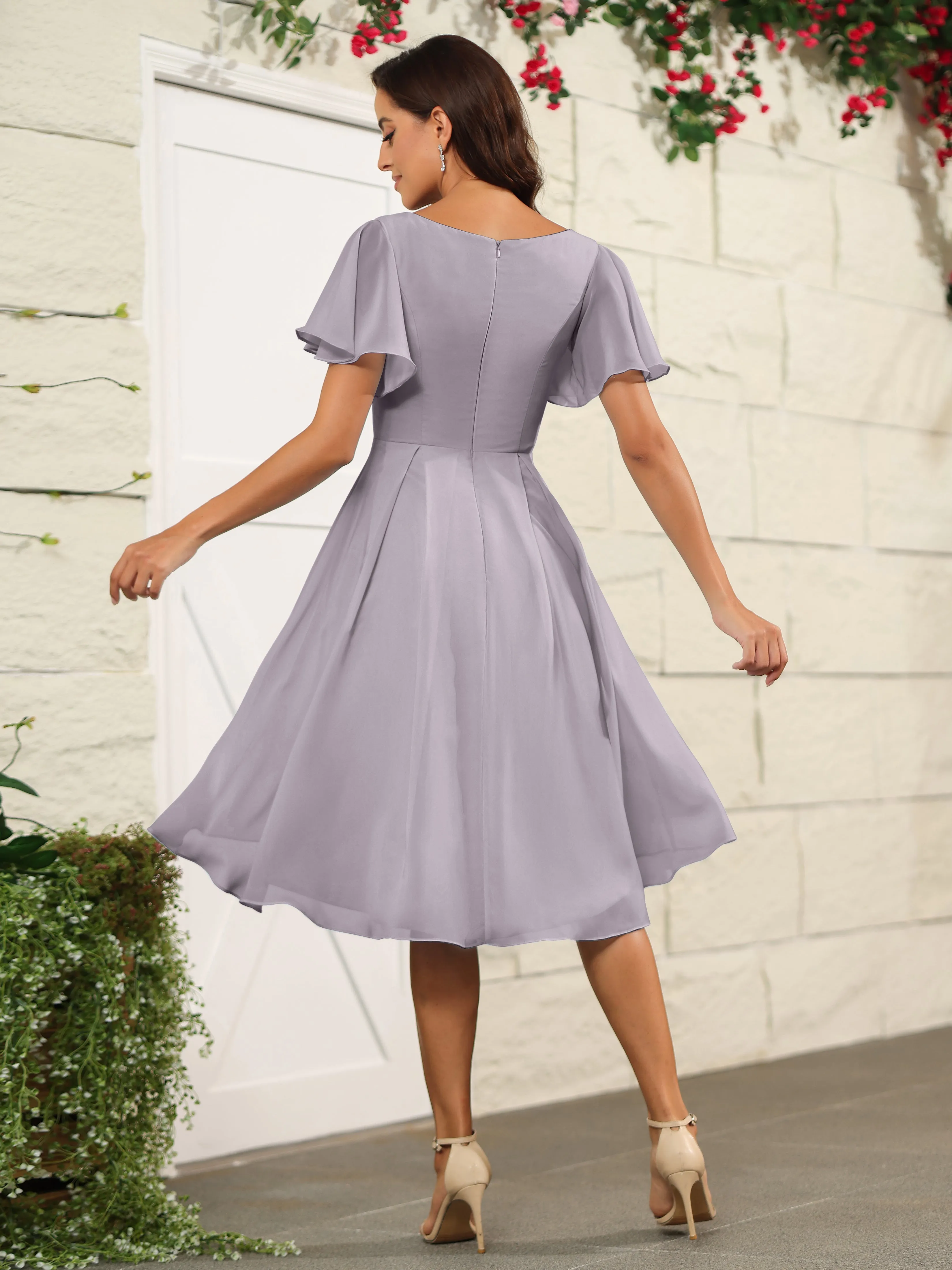 Short Sleeves Chiffon V Neck Knee Length Bridesmaid Dresses