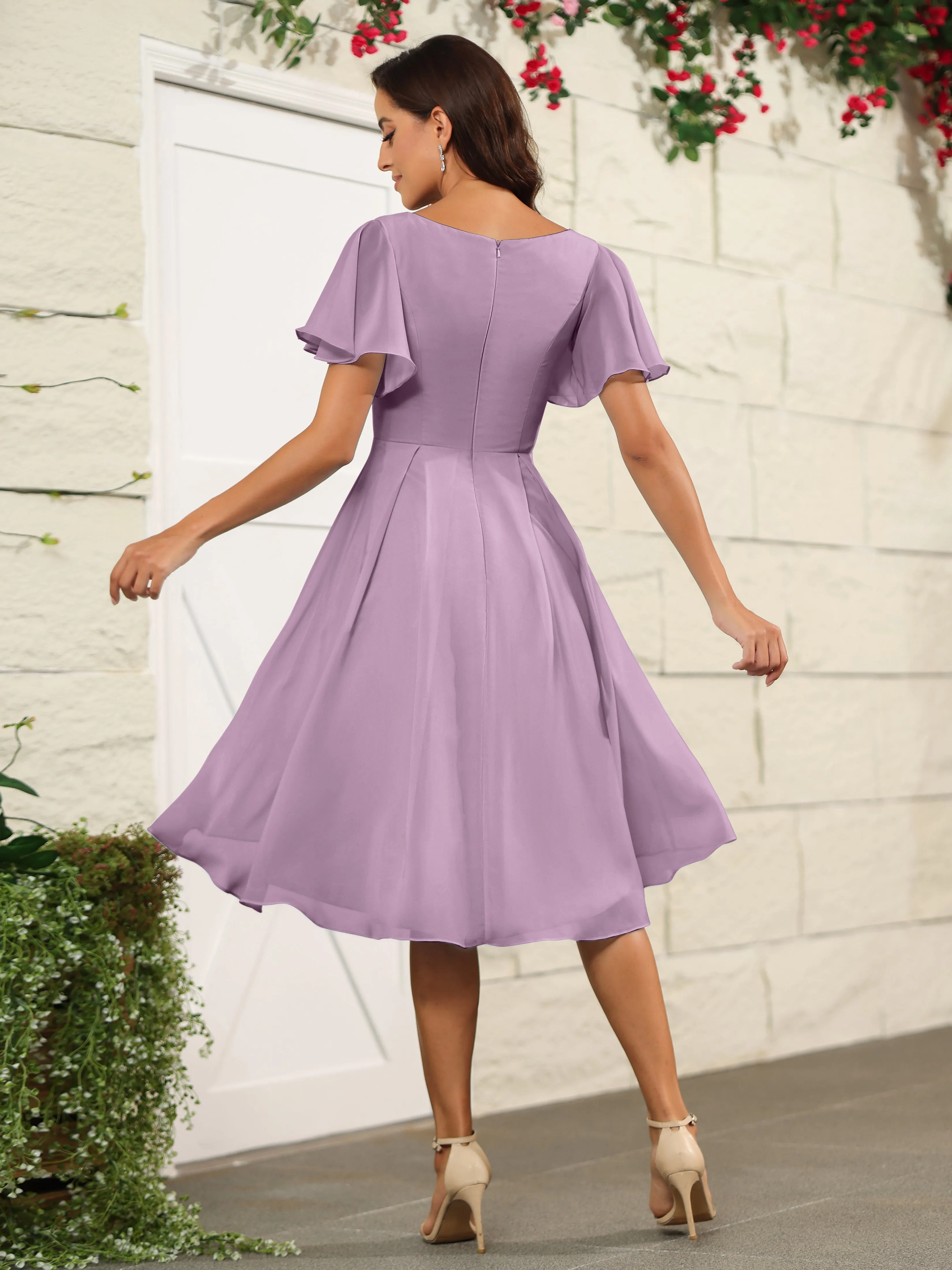 Short Sleeves Chiffon V Neck Knee Length Bridesmaid Dresses