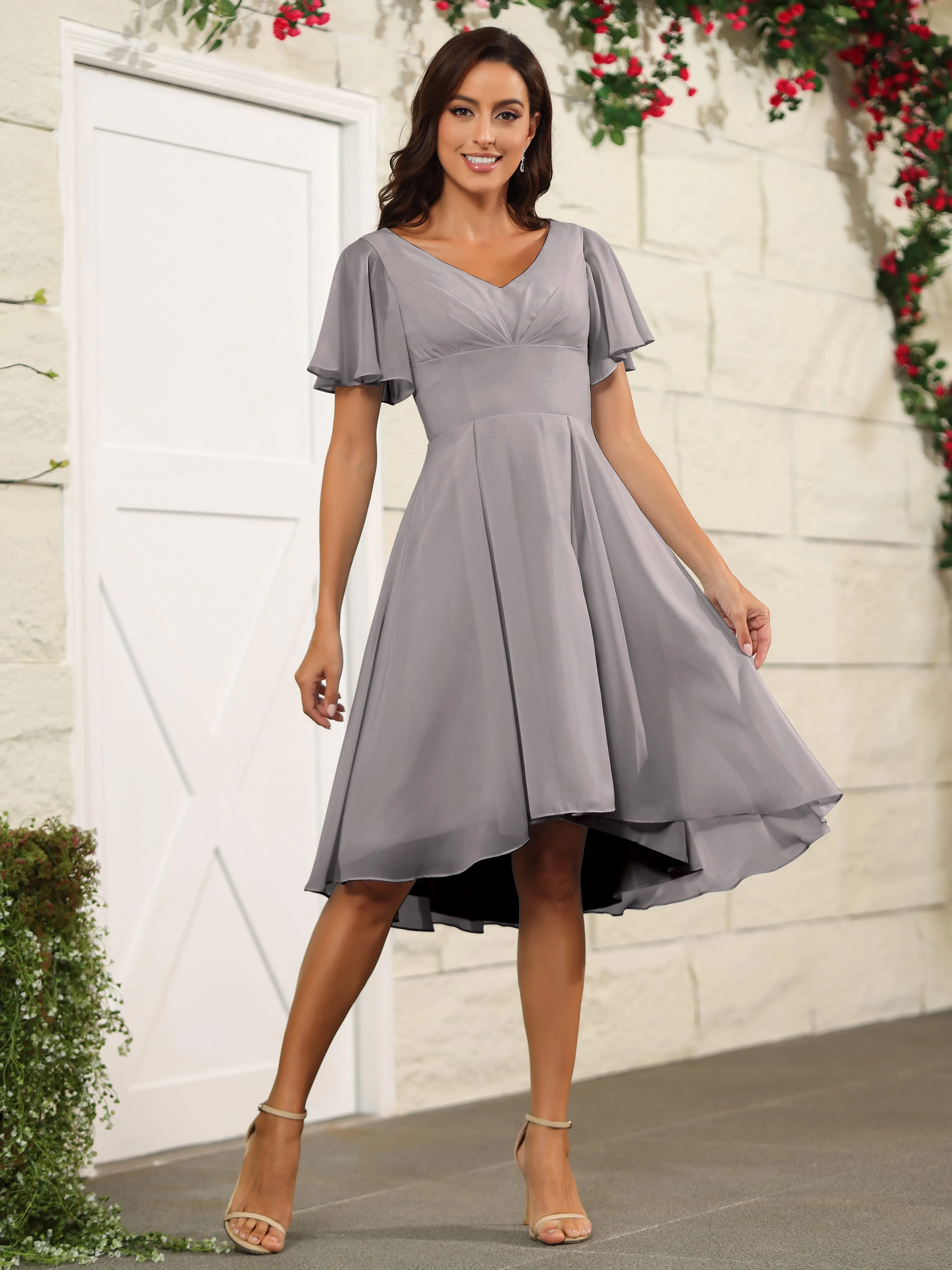 Short Sleeves Chiffon V Neck Knee Length Bridesmaid Dresses
