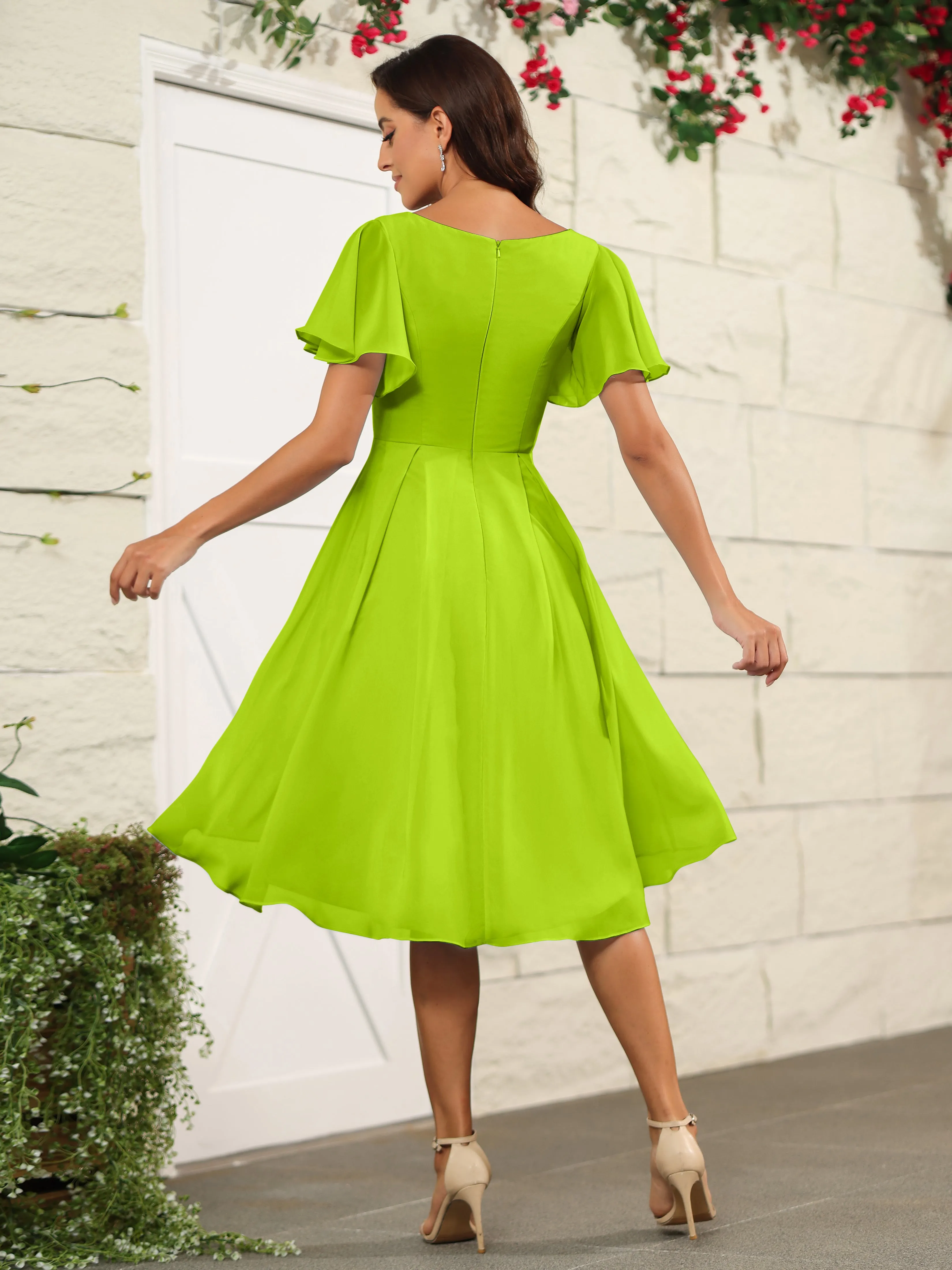 Short Sleeves Chiffon V Neck Knee Length Bridesmaid Dresses