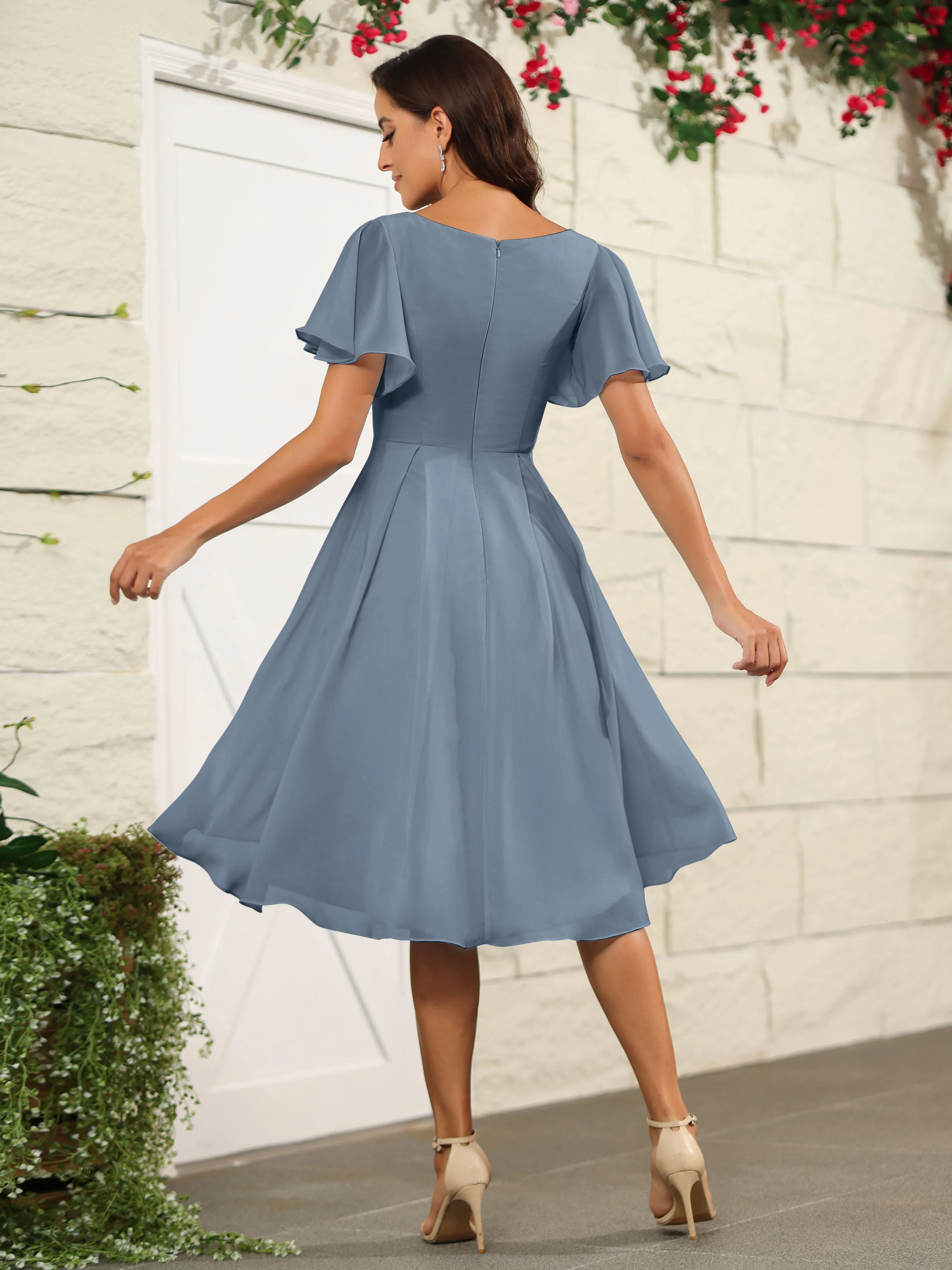 Short Sleeves Chiffon V Neck Knee Length Bridesmaid Dresses