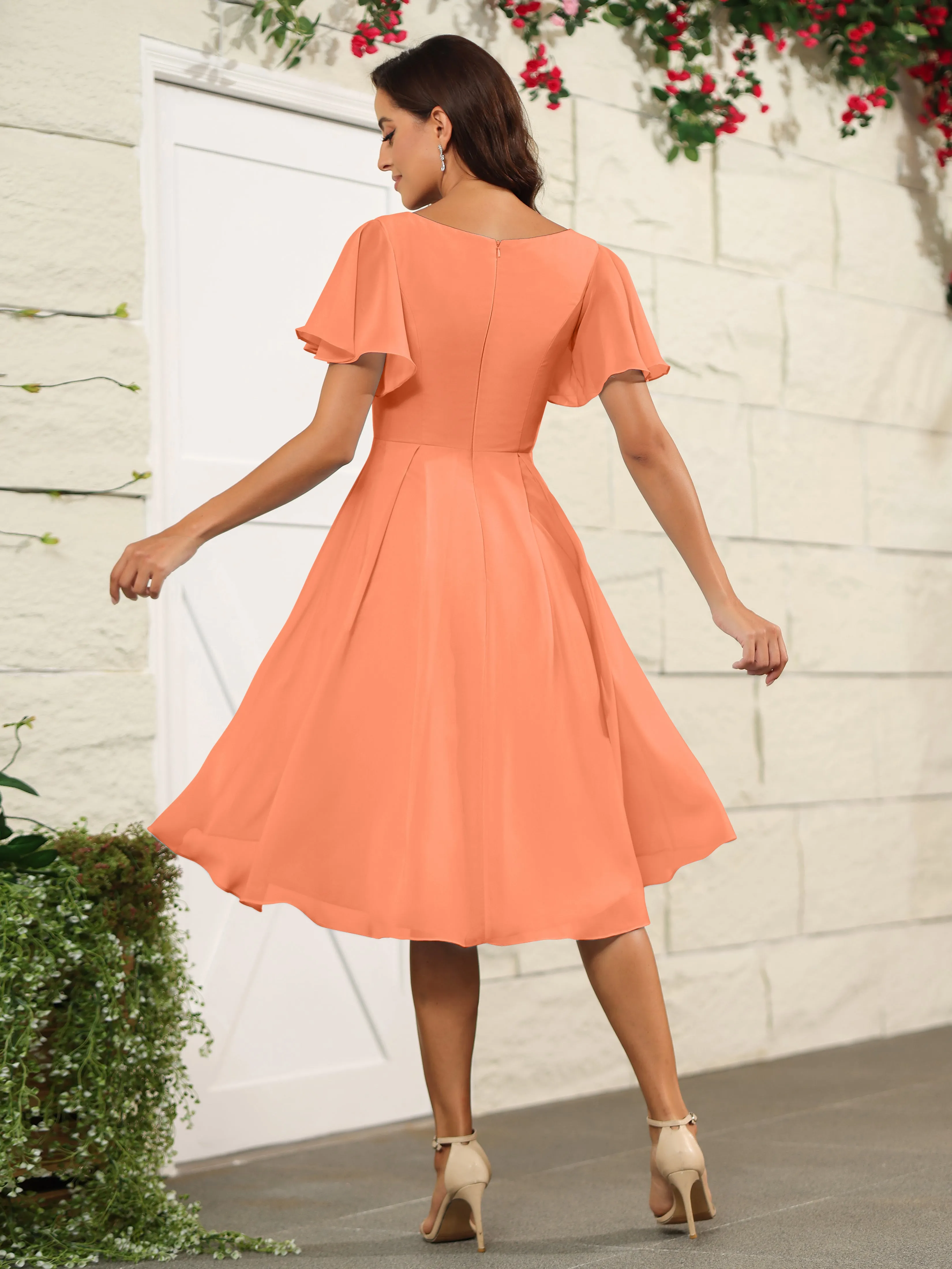 Short Sleeves Chiffon V Neck Knee Length Bridesmaid Dresses