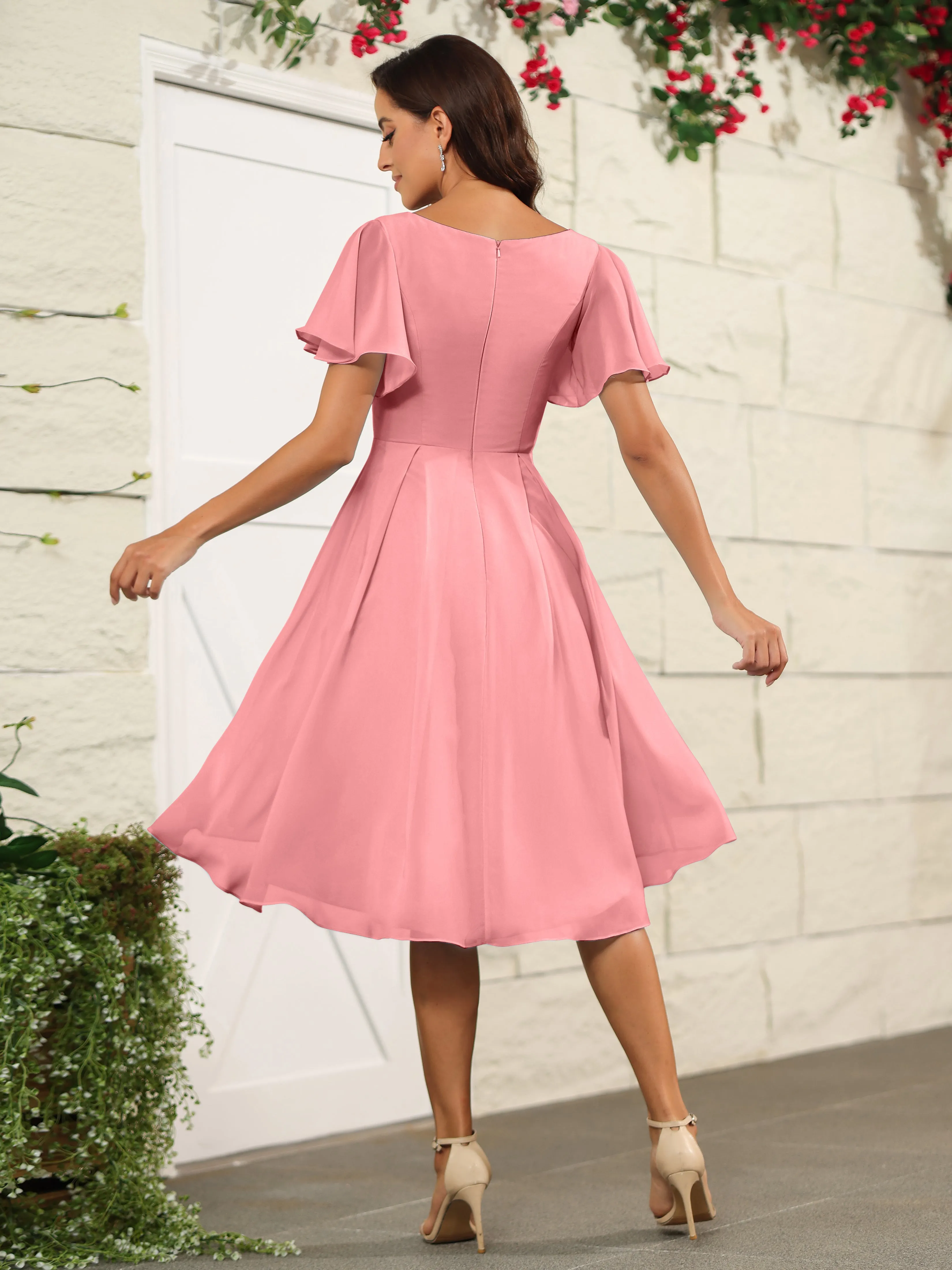 Short Sleeves Chiffon V Neck Knee Length Bridesmaid Dresses