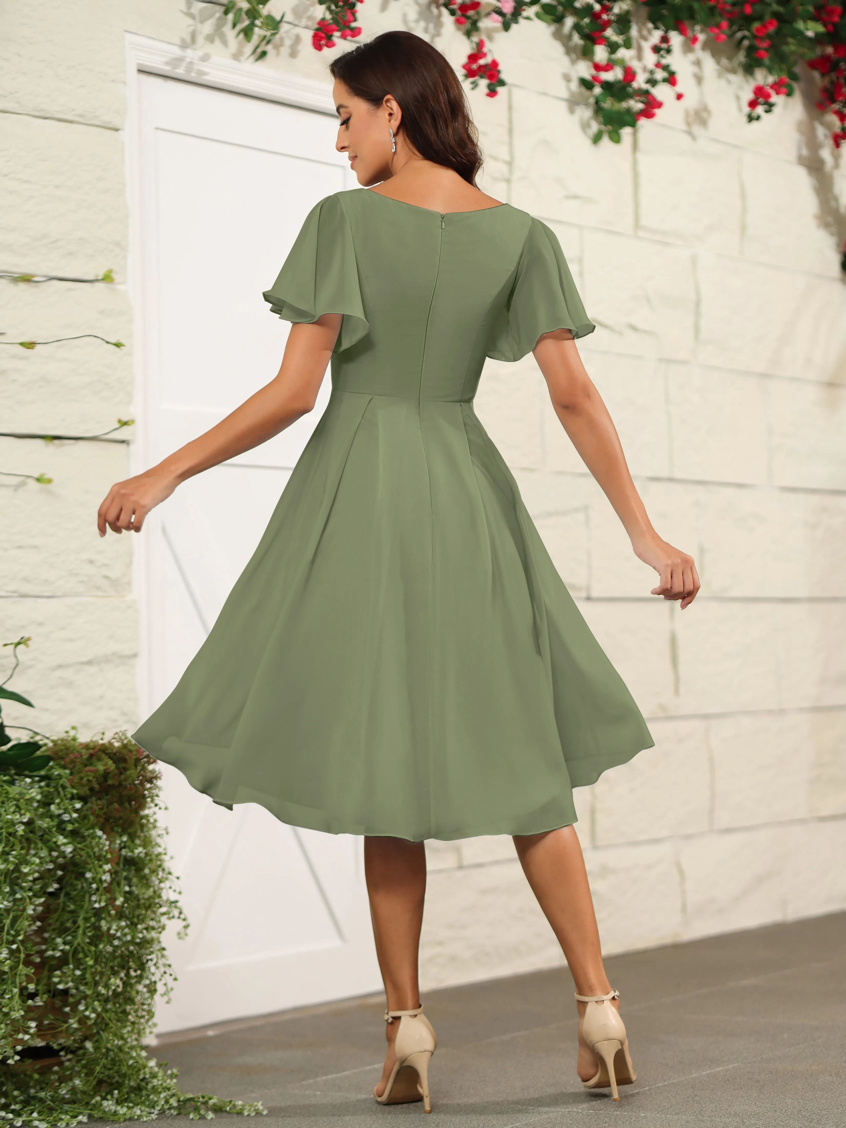 Short Sleeves Chiffon V Neck Knee Length Bridesmaid Dresses
