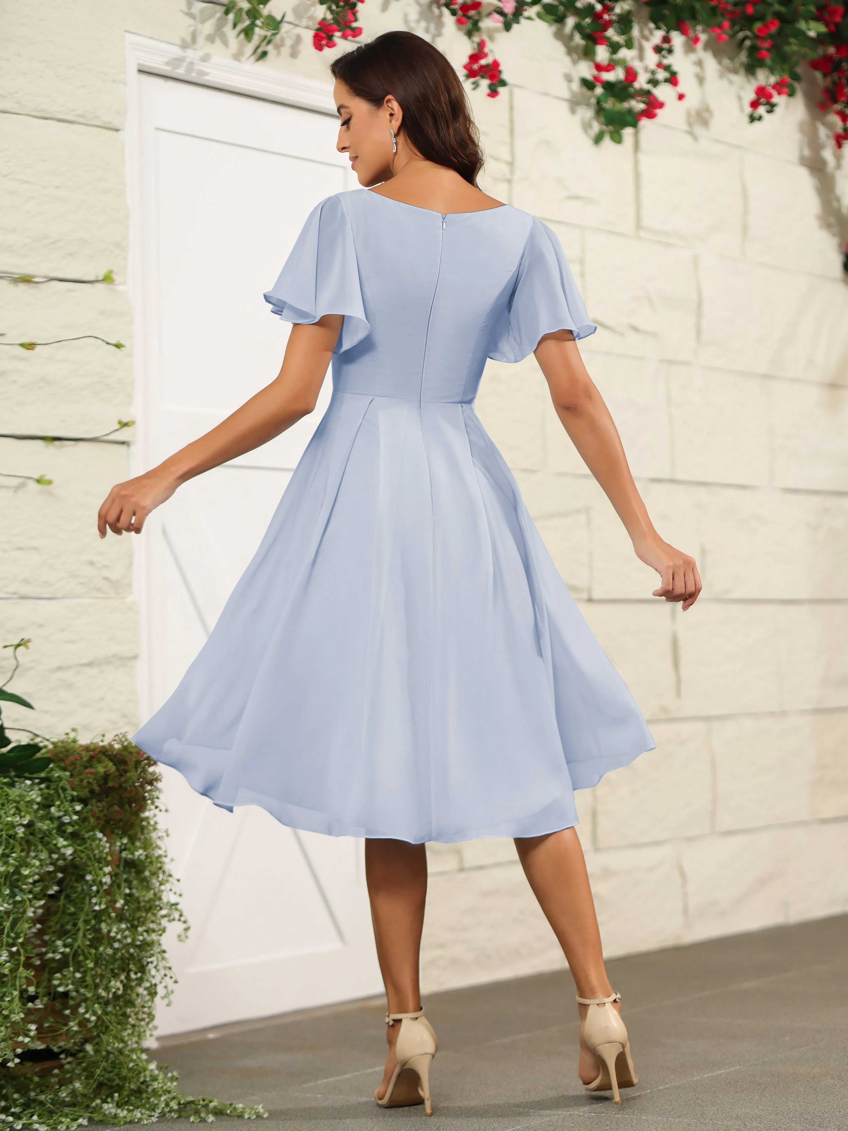 Short Sleeves Chiffon V Neck Knee Length Bridesmaid Dresses