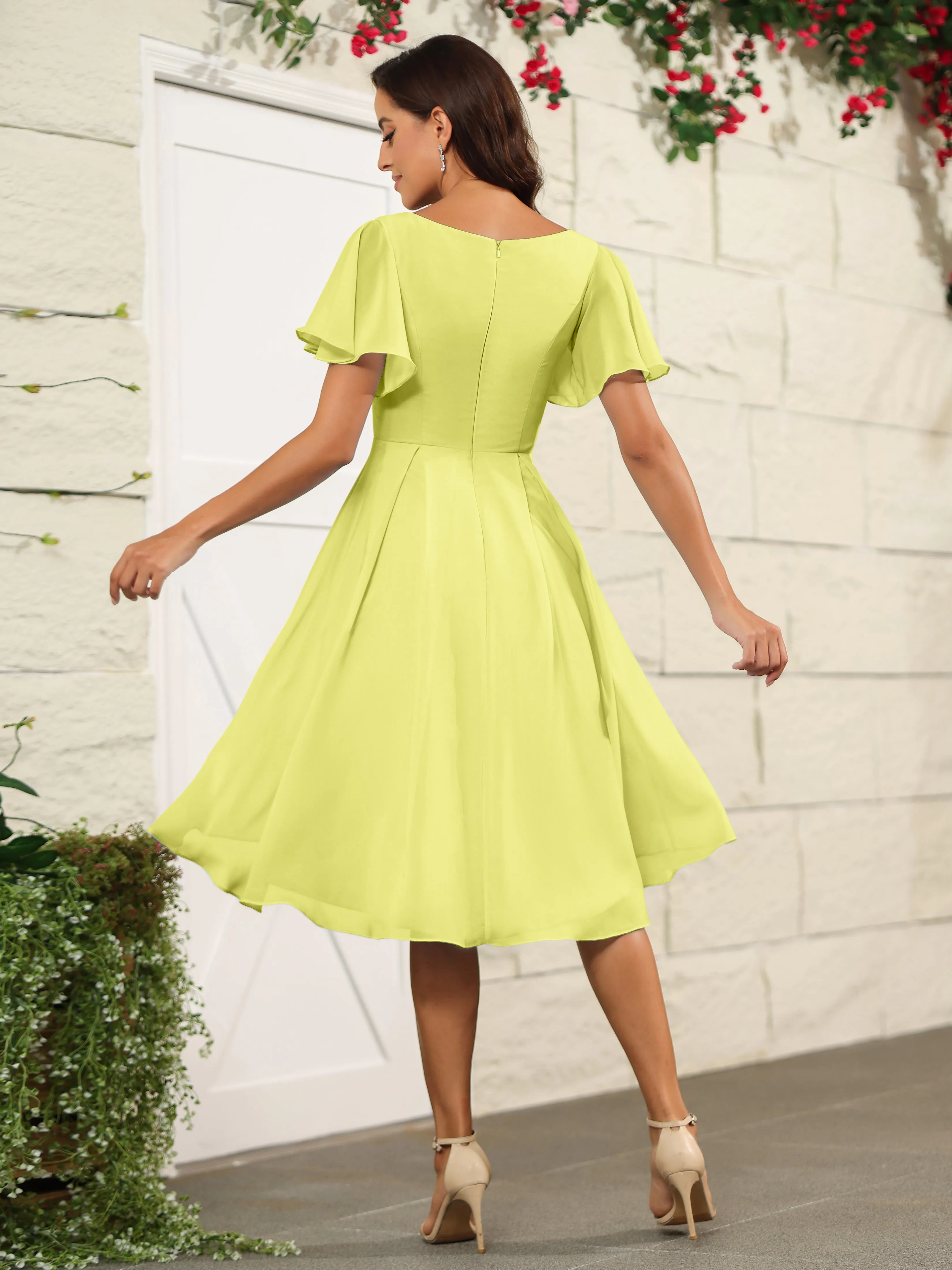 Short Sleeves Chiffon V Neck Knee Length Bridesmaid Dresses