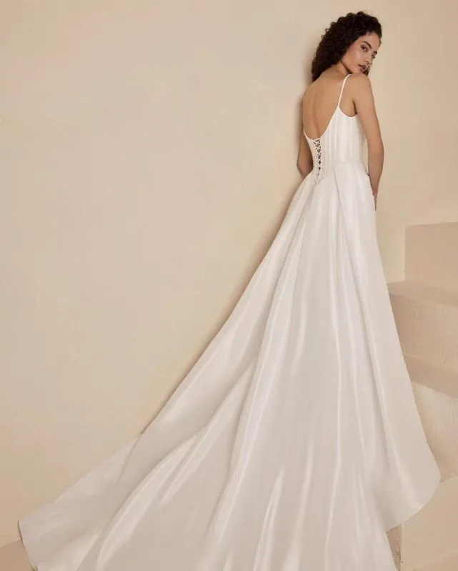 Size 10 BLANC B25119 Nura Ivory Gown