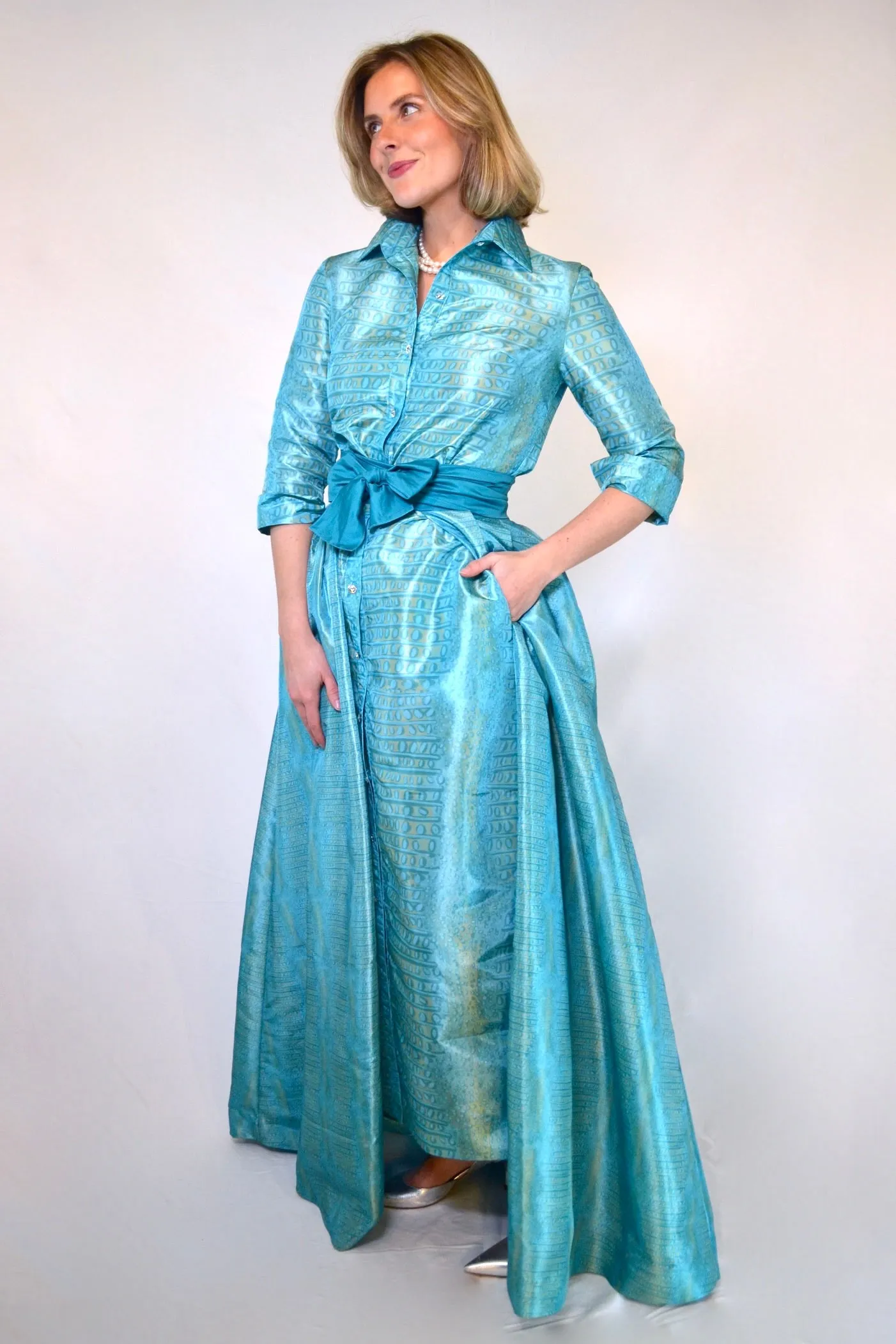 Taffeta Huntington in Peacock Gator