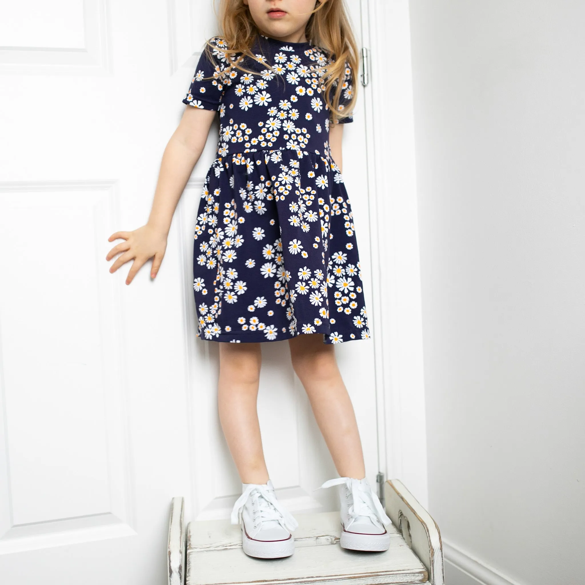 The Daisy print Dress