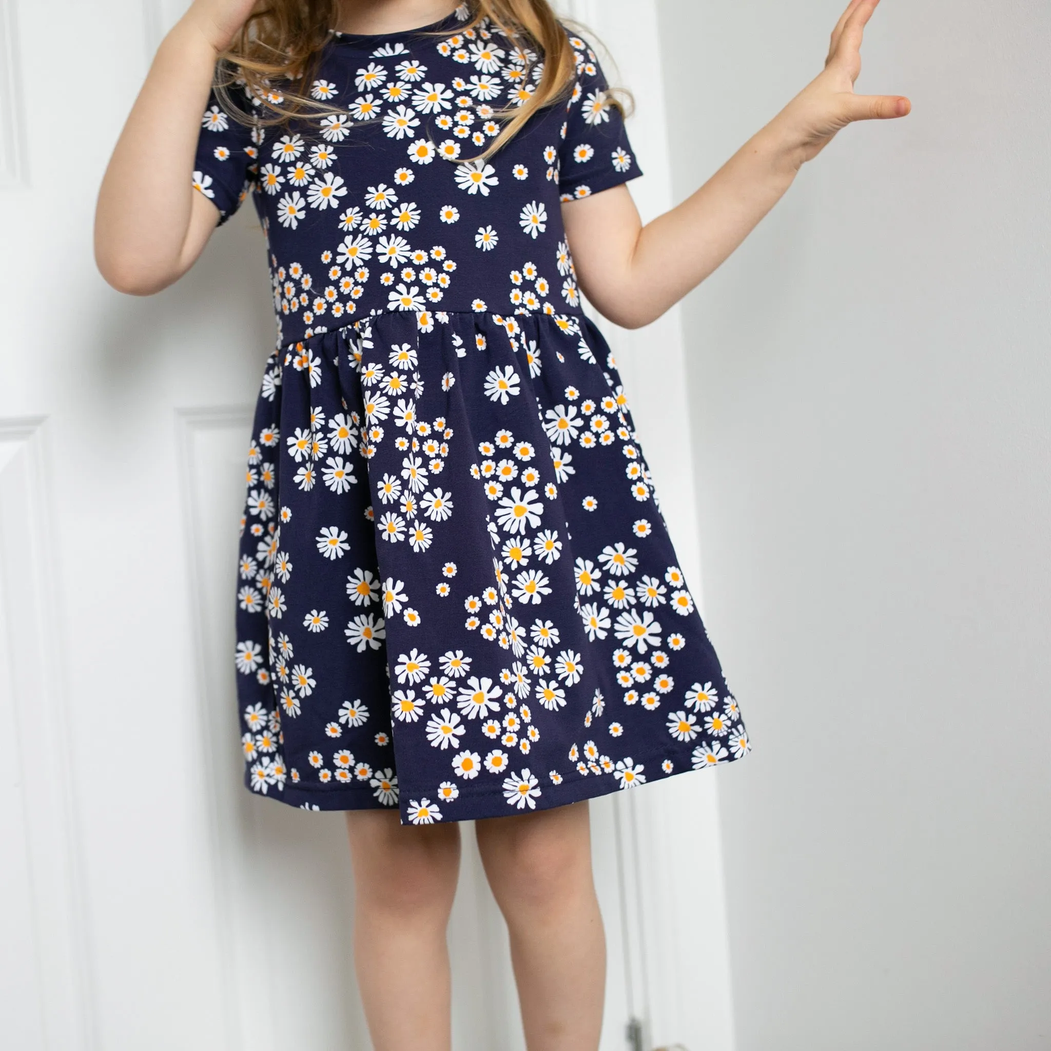 The Daisy print Dress