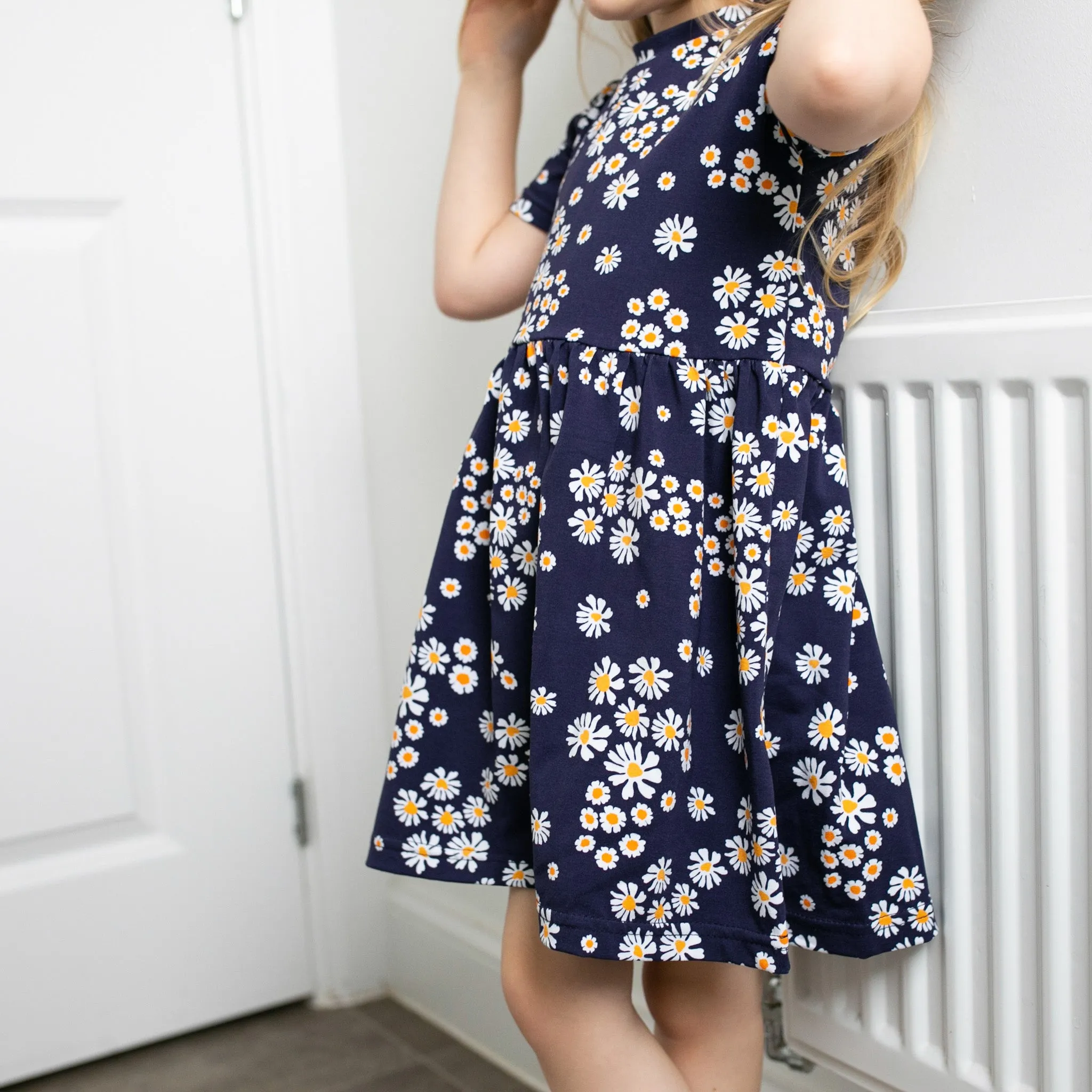 The Daisy print Dress