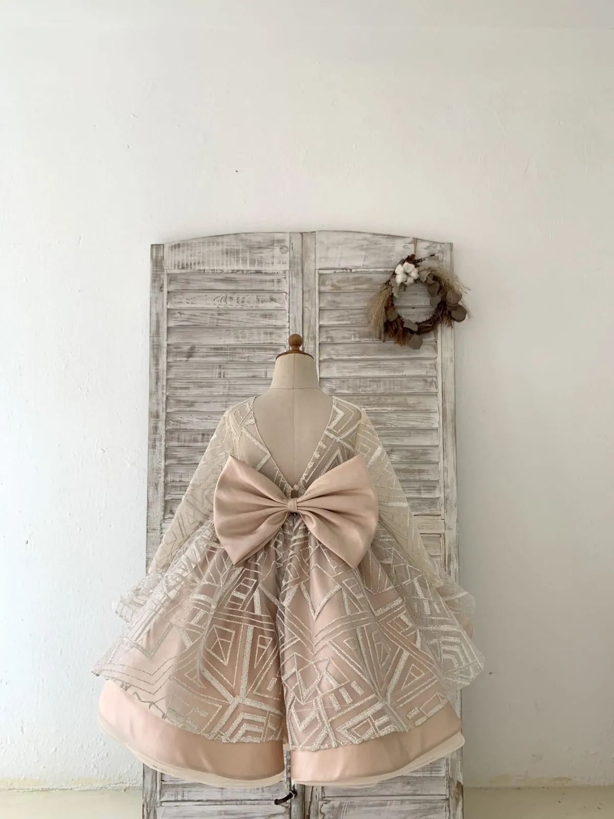 V Back Glittering Lace Champagne Satin Wedding Flower Girl Dress Kids Party
