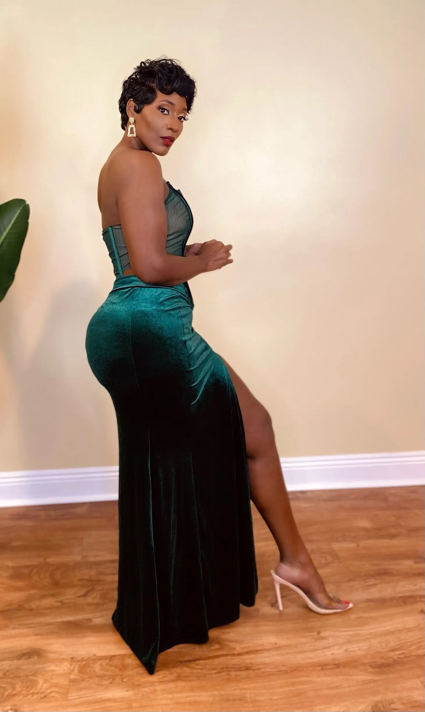 VELVET CORSET MAXI DRESS (GREEN)